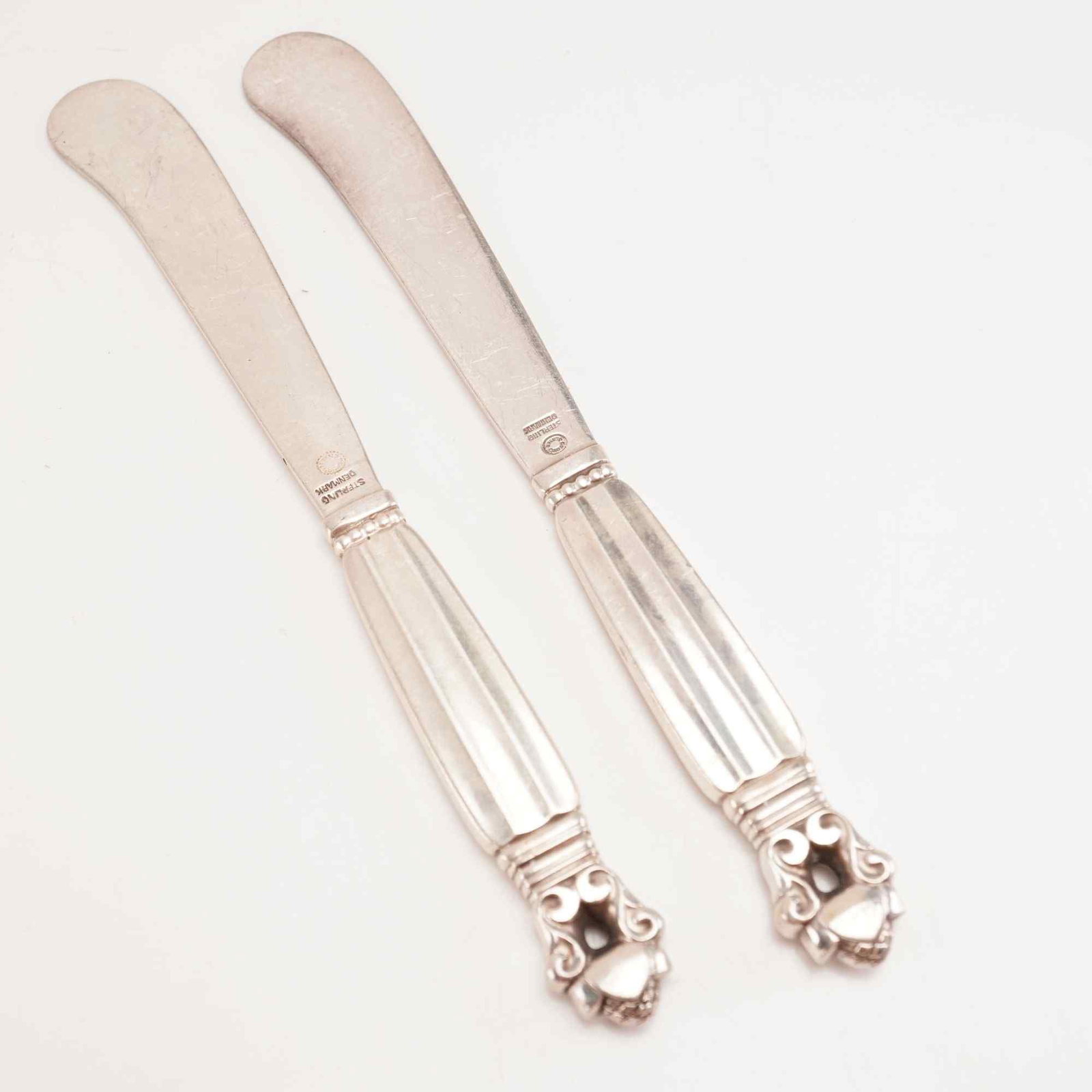 2pc George Jensen Sterling Silver Butter Spreaders, Acorn (1 of 4)