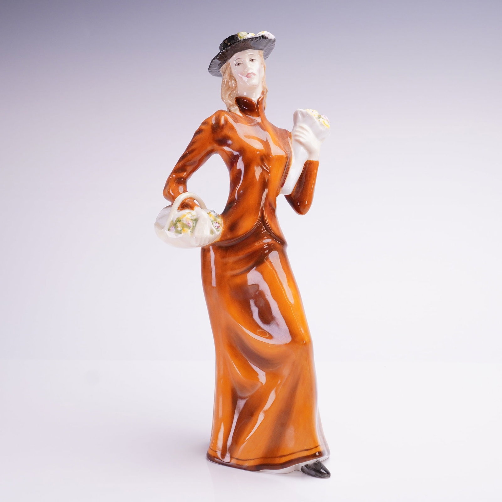 Royal Doulton Figurine Eliza HN2543 (1 of 3)
