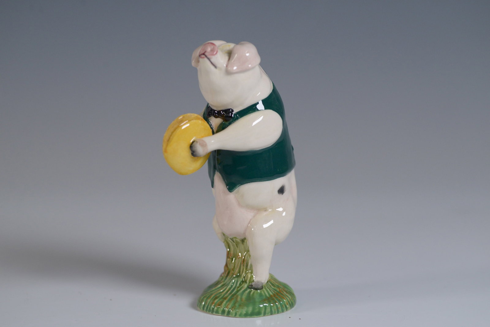 Beswick by Royal Doulton Figurine, George Cymbalist PP10 (1 of 3)