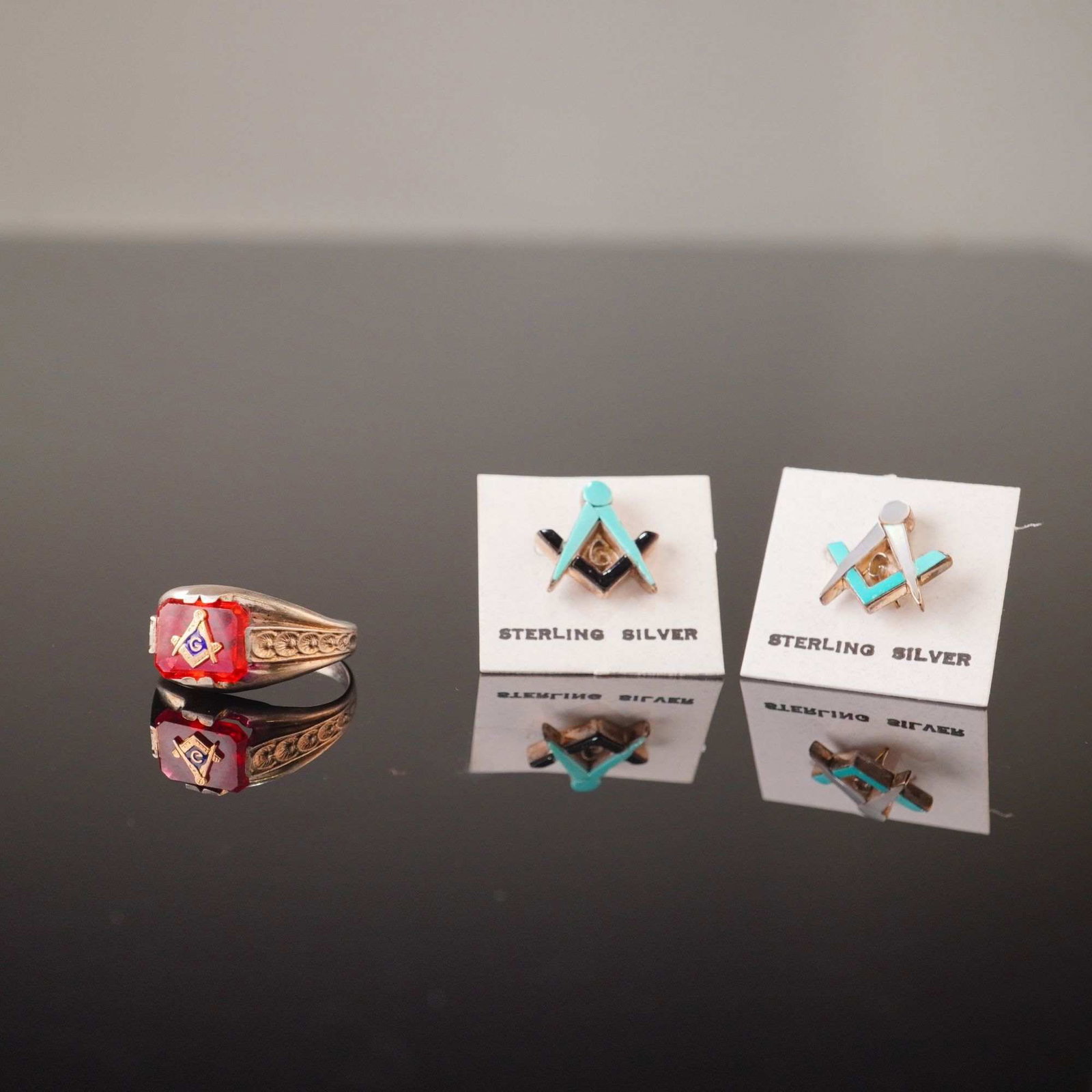 Trio of Masonic Fraternal Jewelry Pieces Including One Ring and Two Pins (1 of 5)