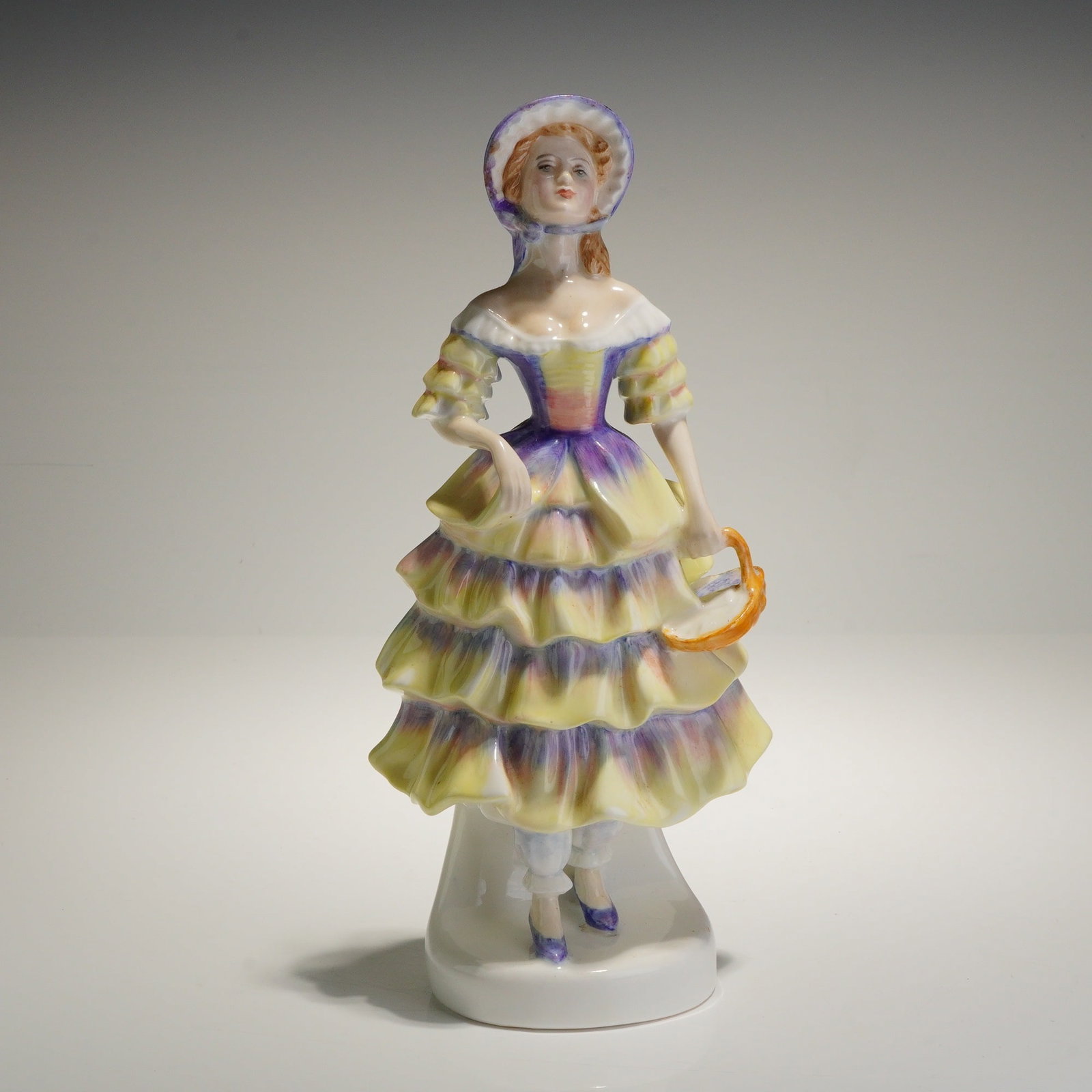 Royal Doulton Bone China Figurine Meg HN2743 (1 of 4)
