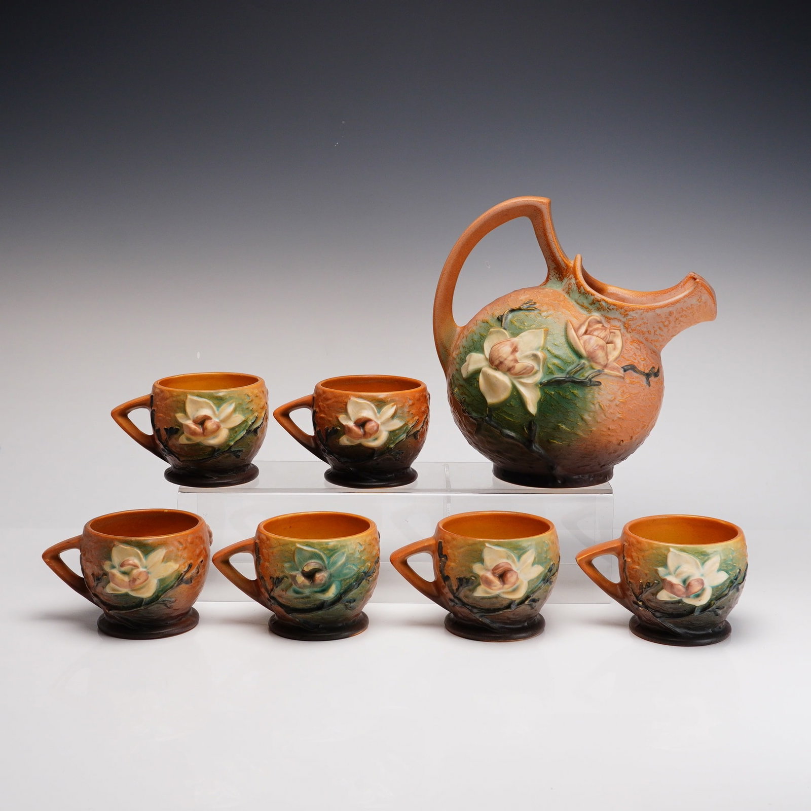 7pc Roseville Pottery Pitcher and Cup Grouping, Magnolia Brown (1 of 3)