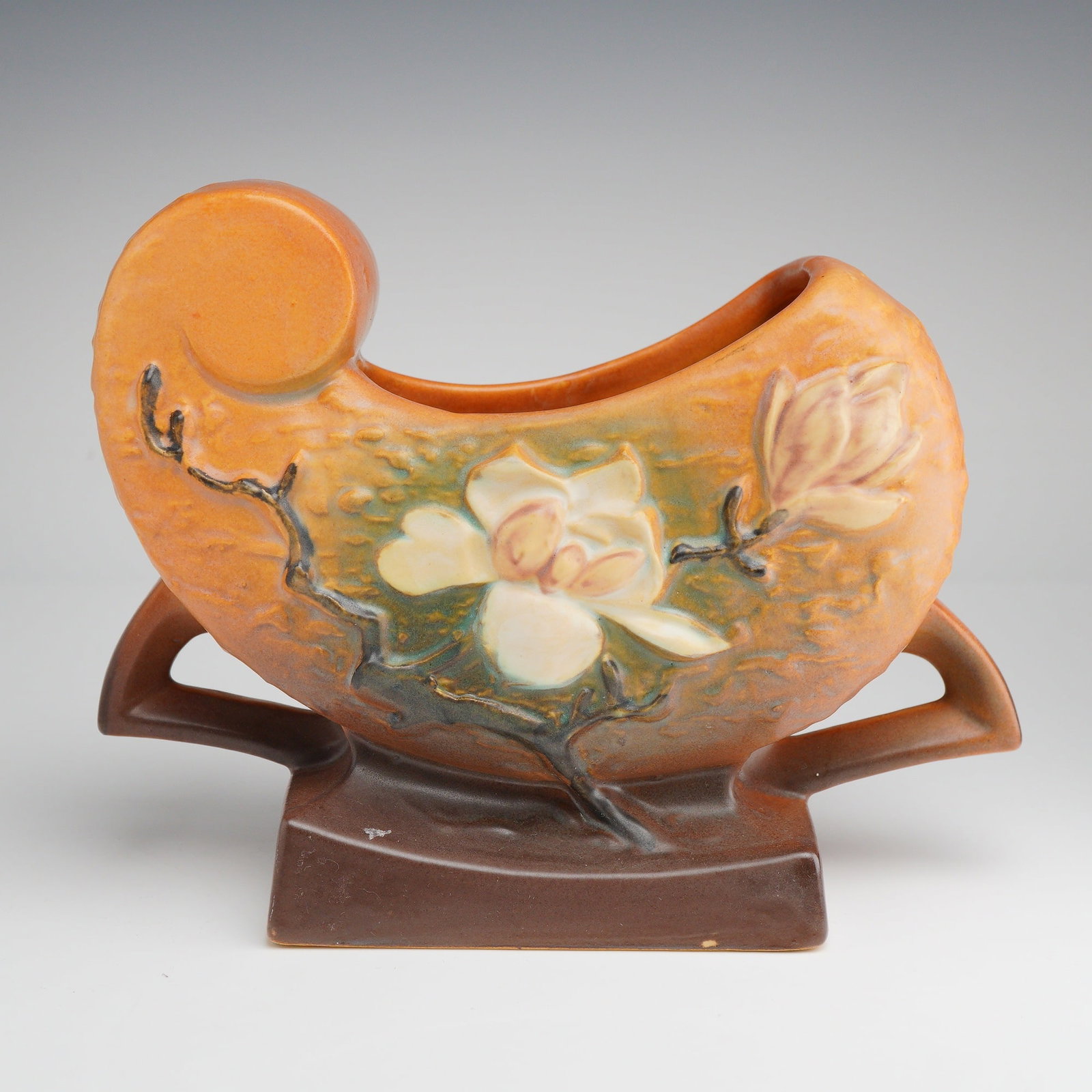 Roseville Pottery Brown Shell Planter, Magnolia (1 of 3)