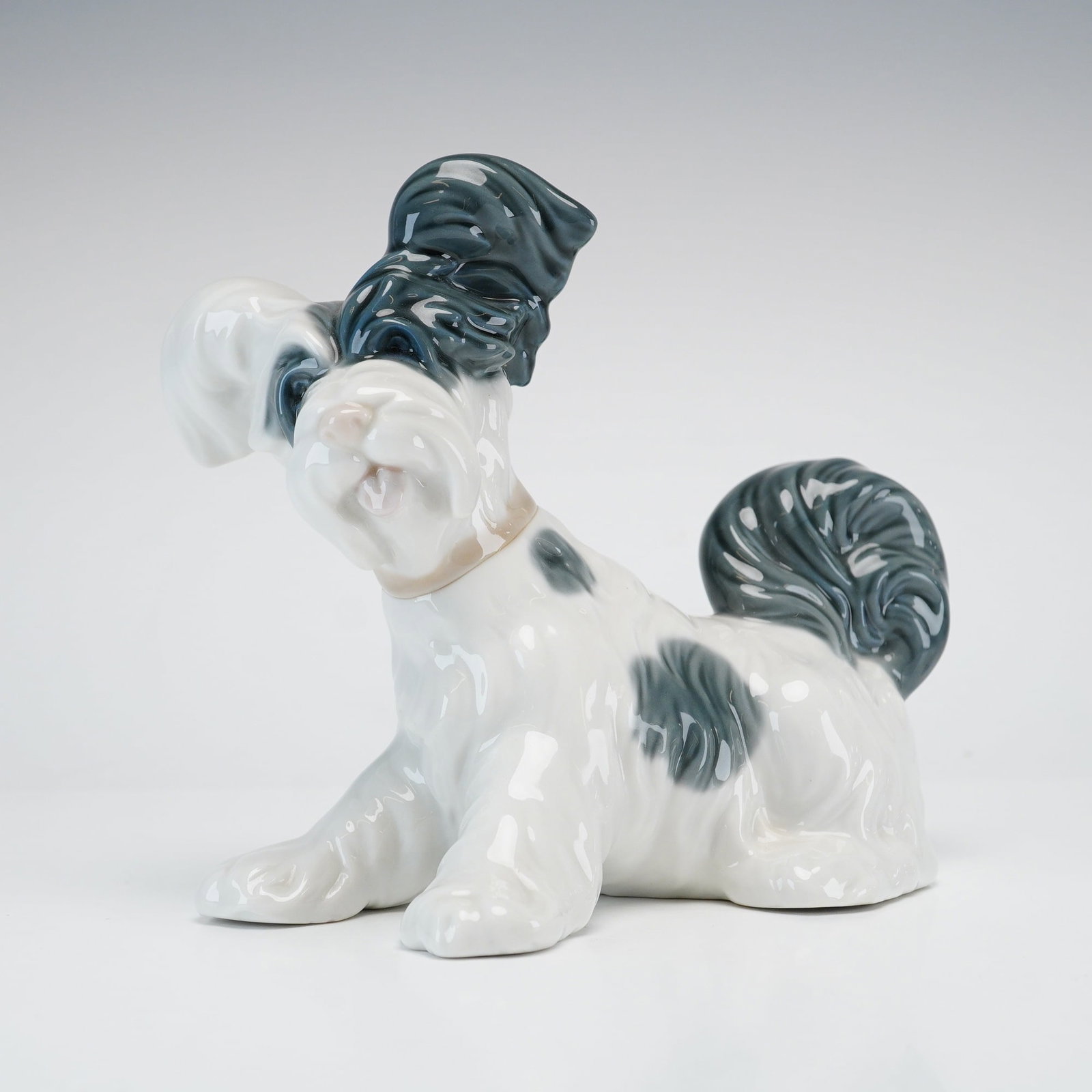 Lladro Porcelain Figurine, Skye Terrier 01004643 (1 of 3)