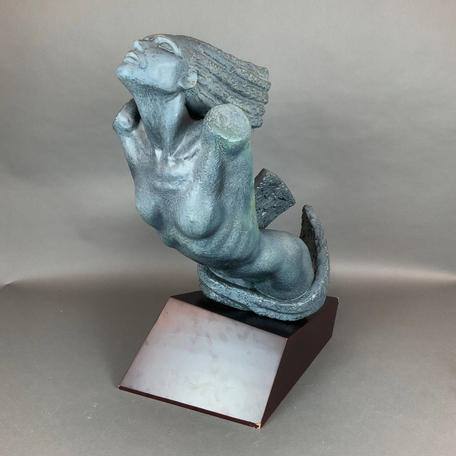 Lladro Limited Edition Gres Porcelain Sculpture Victory 01013531 with Base: Lladro Victory gres porcelain sculpture designed and signed by the artist Jose Puche. This stylized figurative work is crafted from cast gres porcelain and features a matte, textured surface with a ve