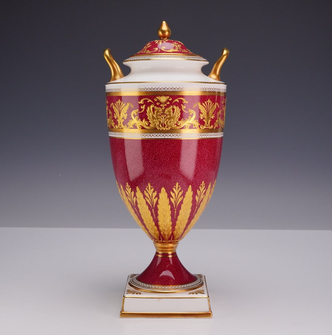 Wedgwood Lidded Bone China Urn, Columbia Ruby Pattern (1 of 3)