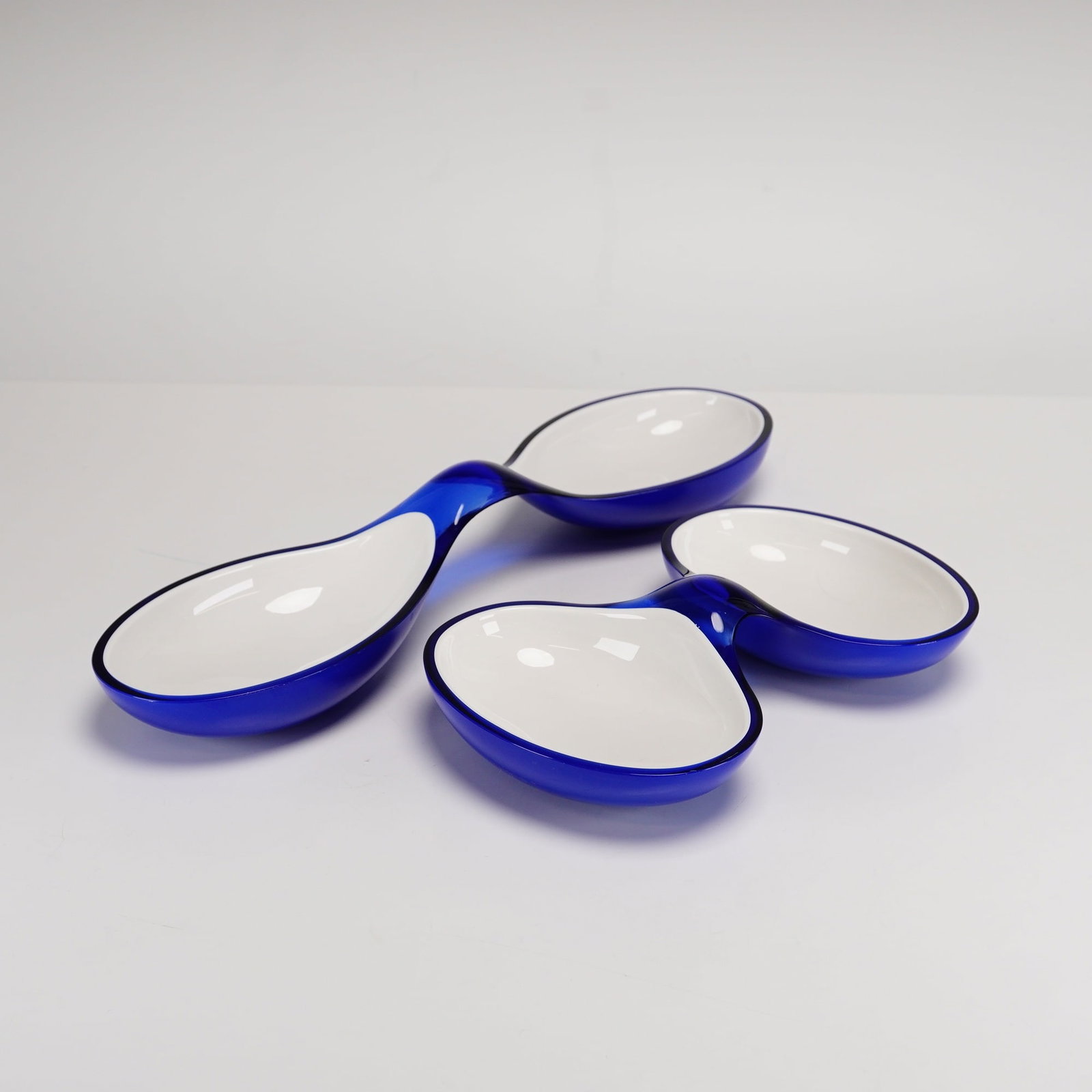 8pc Guzzini Interlocking Serving Dishes - 2