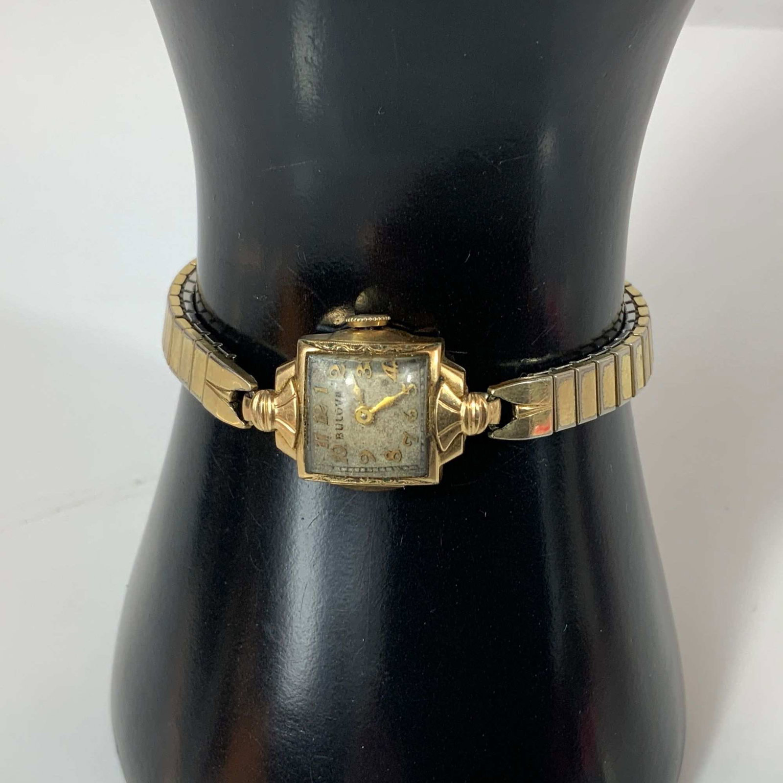 Vintage Bulova Ladies Mechanical Cocktail Wristwatch, 1959 (1 of 3)