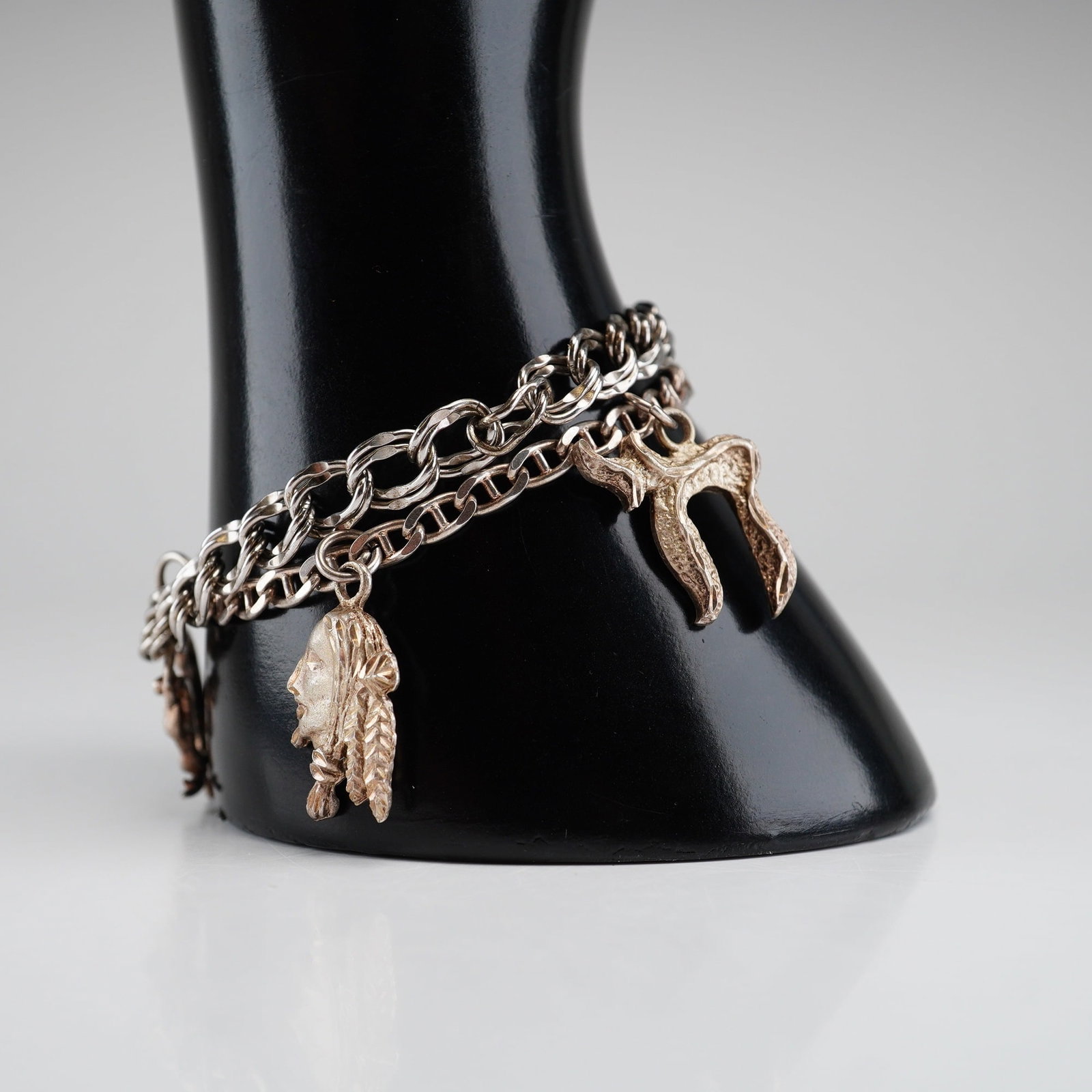 Two Vintage Sterling Silver Bracelets (1 of 4)