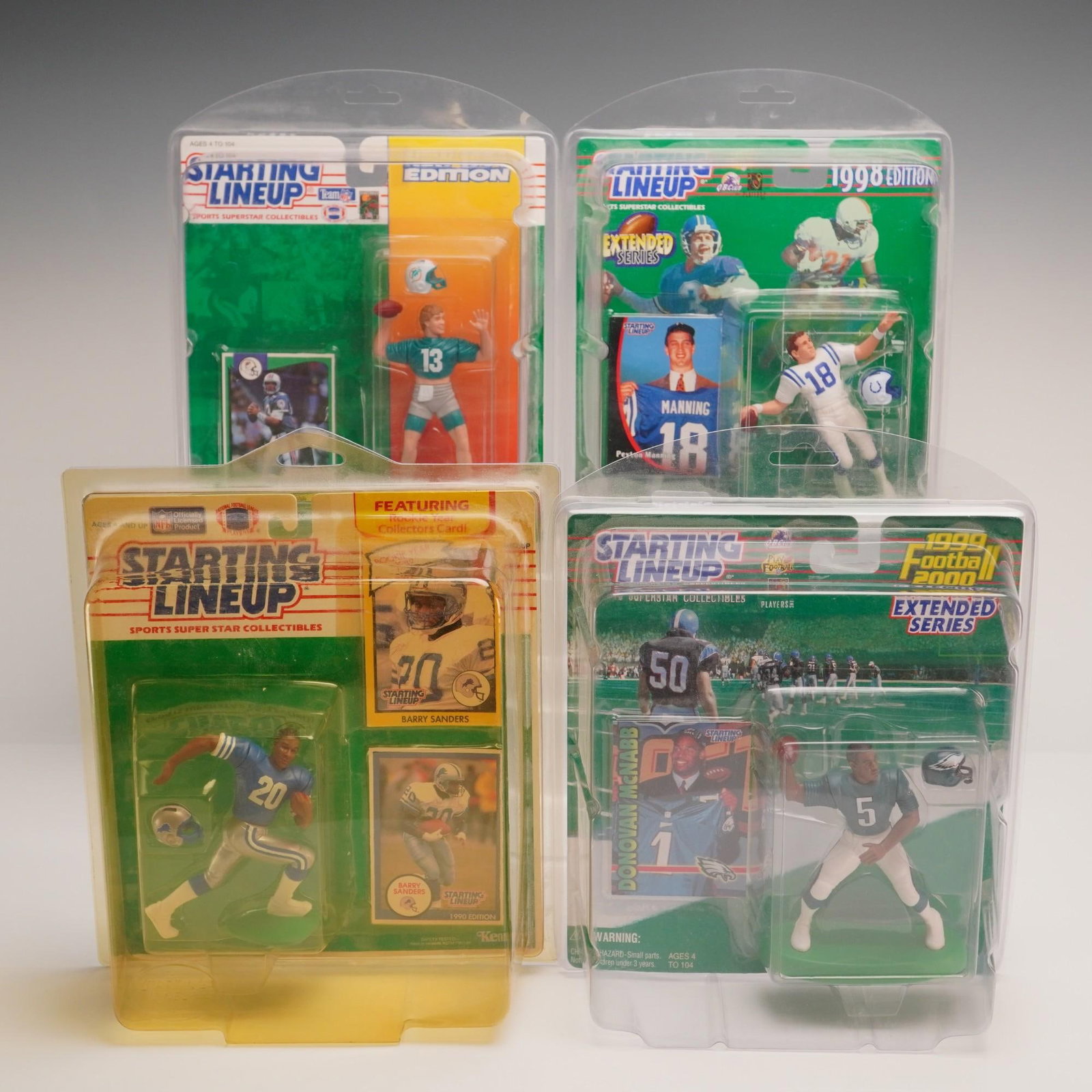 4pc Lot of Vintage NFL Starting Lineup Action Figures Featuring Barry Sanders, Dan Marino, Peyton (1 of 3)