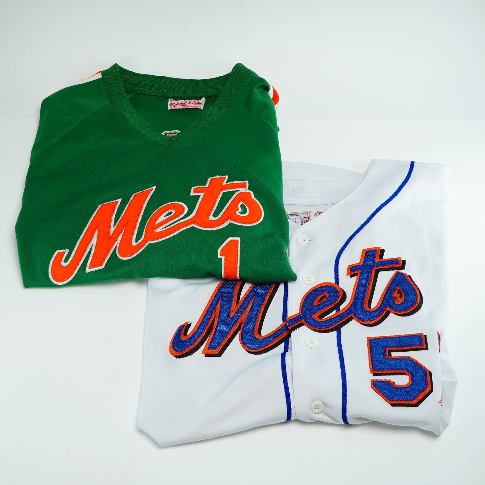 Lot of 2 New York Mets Baseball Jerseys Including Mookie Wilson and Johan Santana Majestic Authentic (1 of 4)