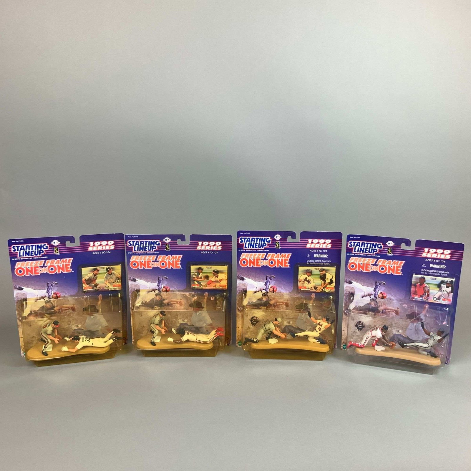 Lot of Four 1999 Starting Lineup Series Freeze Frame One-on-One MLB Action Figure (1 of 3)