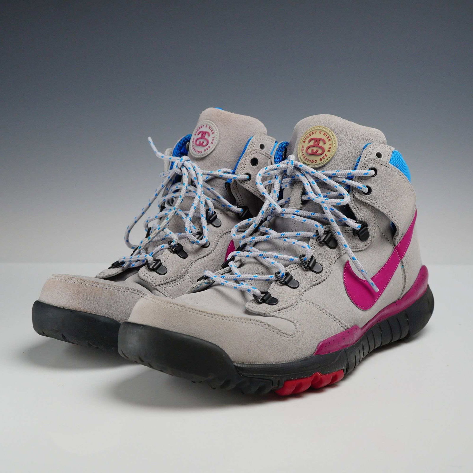 A Pair of Nike x St?ssy Dunk High OMS Premium Sneakers, Size 12 (1 of 6)