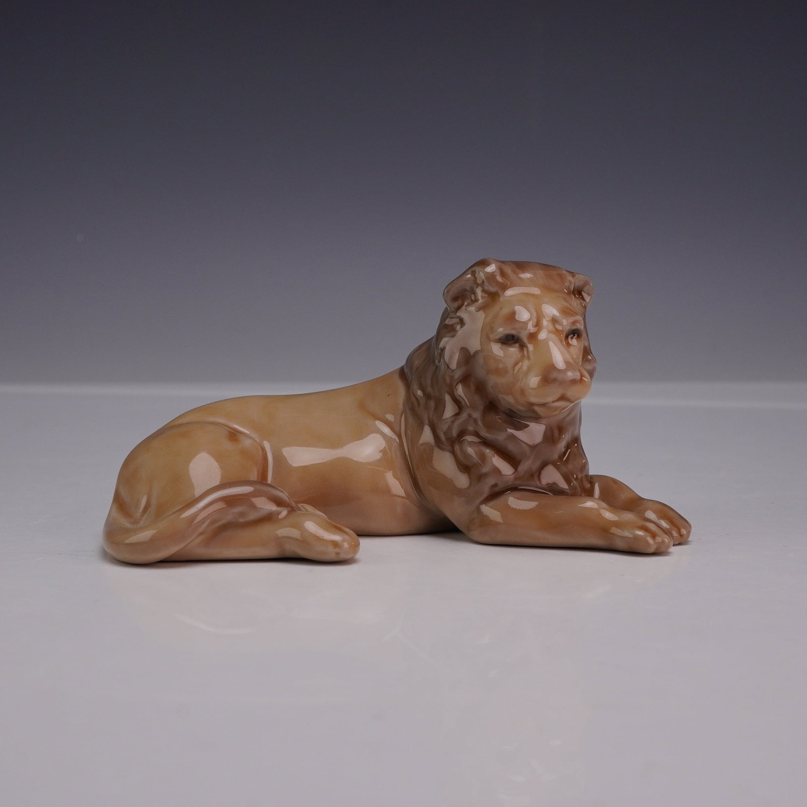 Lladro Stamped Porcelain Figurine Mini Lion 01005436 (1 of 3)
