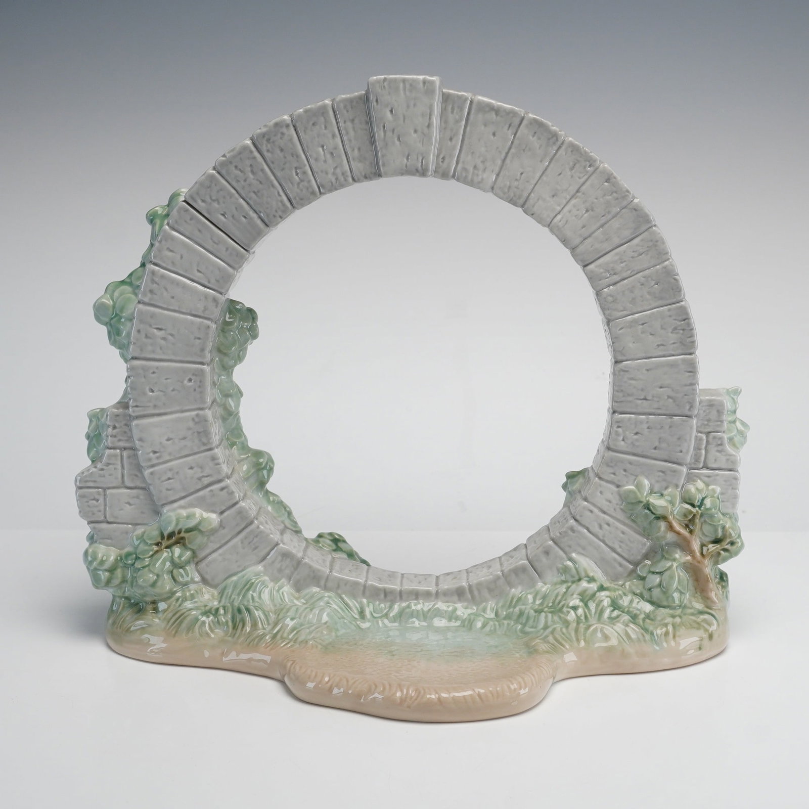 Lladro Porcelain Figurine, Bermuda Moongate 01007503 (1 of 4)