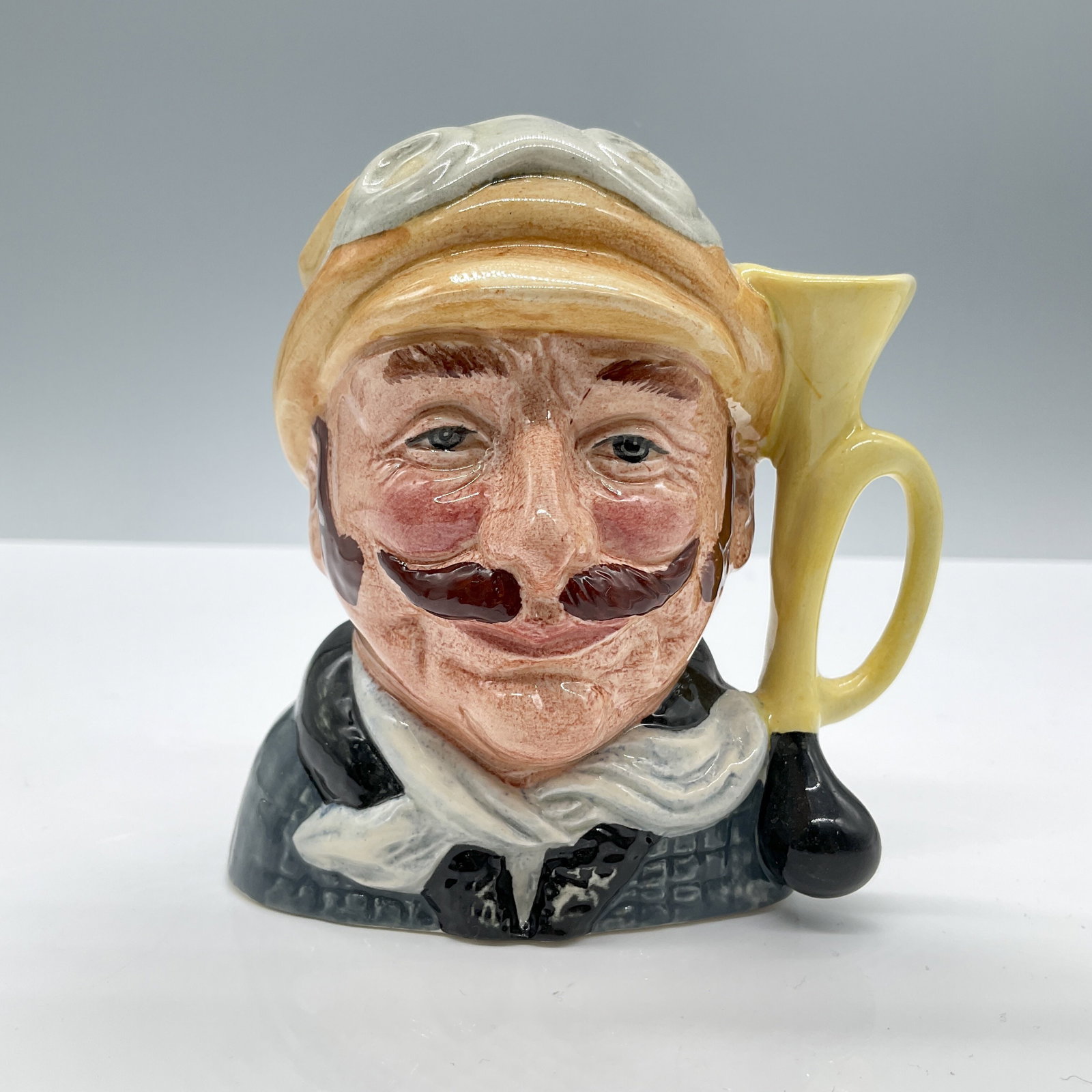 Veteran Motorist D6637 - Small - Royal Doulton Character Jug (1 of 3)