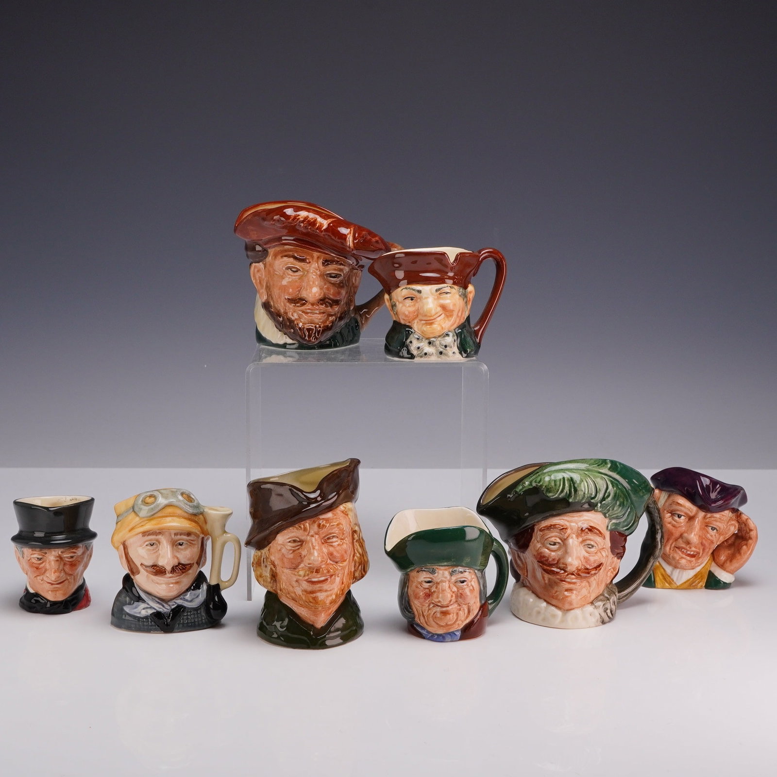 8pc Royal Doulton Small Character Jugs, Including Robin Hood and John Peel (1 of 3)