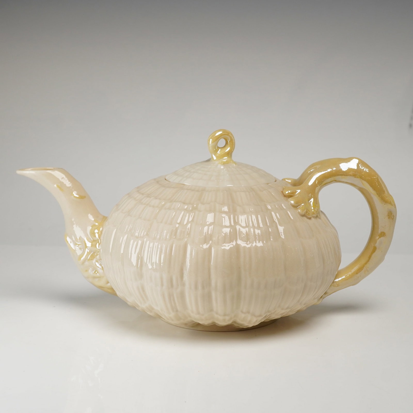 Belleek Tridacna Parian Porcelain Teapot (1 of 4)