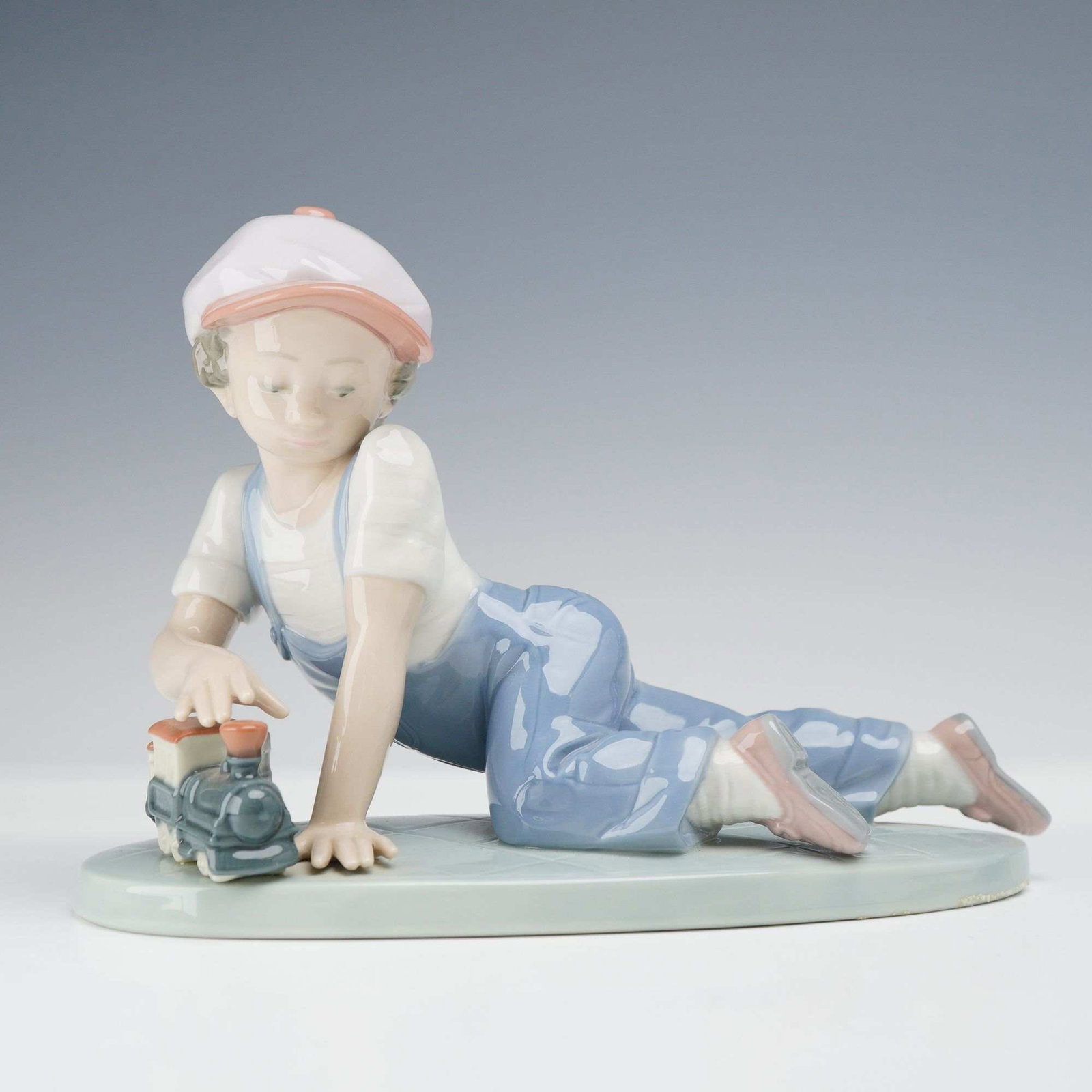 Lladro Collectors Society 1992 Porcelain Figurine, All Aboard 01007619 (1 of 4)