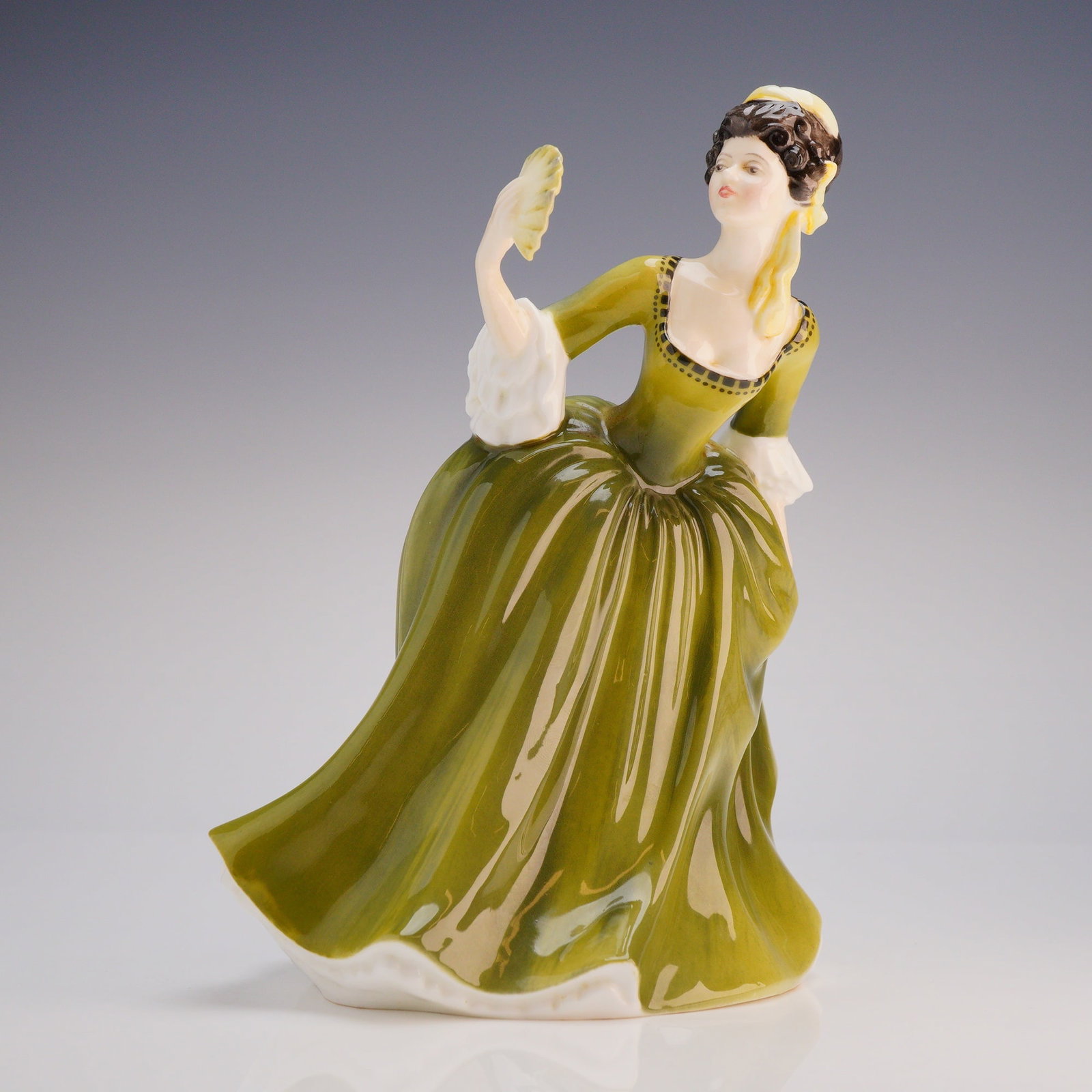 Royal Doulton Figurine Simone HN 2378 (1 of 4)