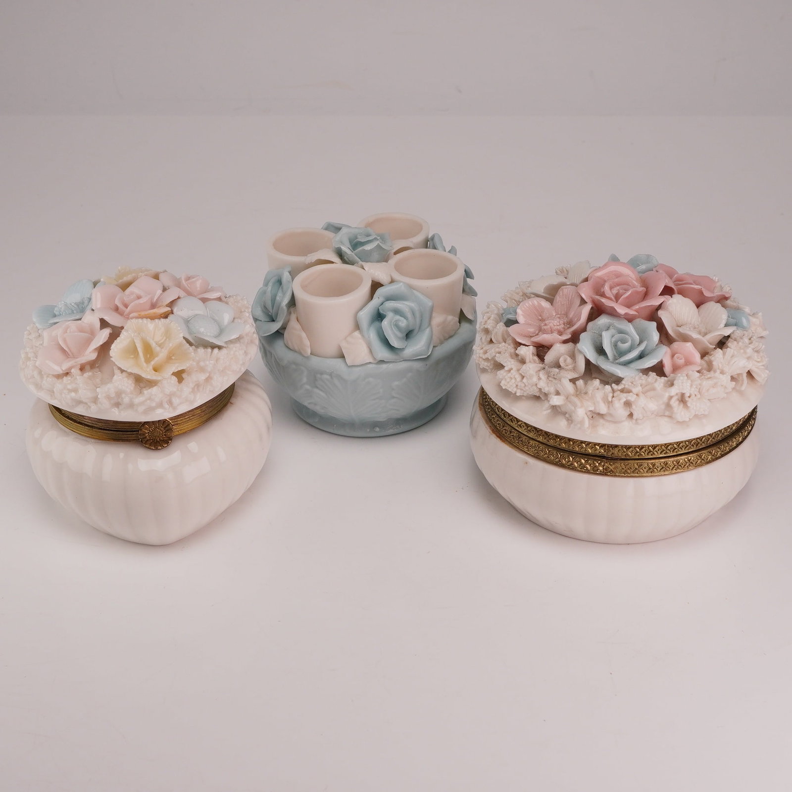 3pc Porcelain Floral Trinket Boxes and Holder (1 of 3)