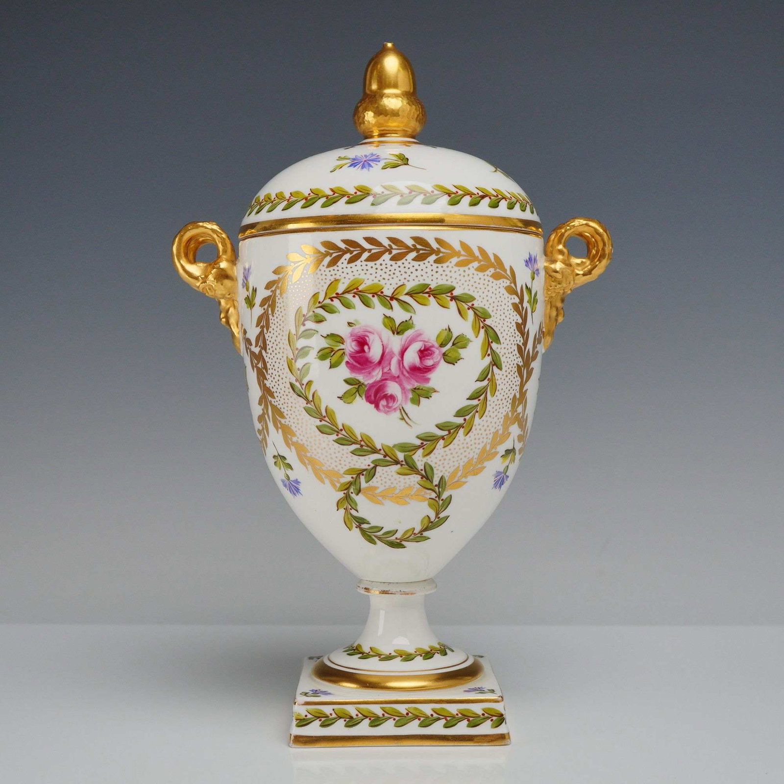 Wedgwood Gilded Bone China Lidded Pedestal Urn with Floral Decoration, circa 1910 (1 of 3)