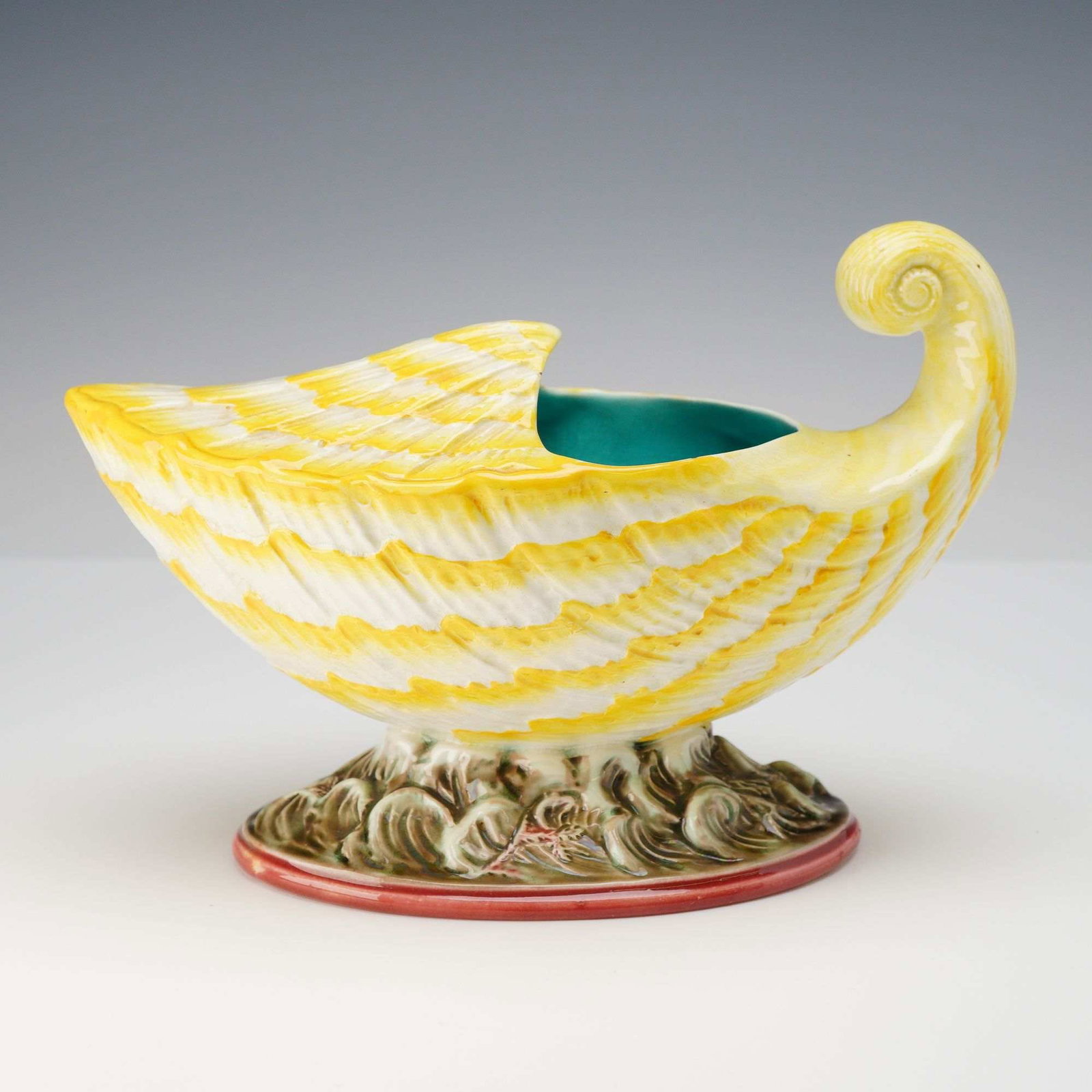 Wedgwood Majolica Nautilus Shell Spoon Warmer (1 of 4)