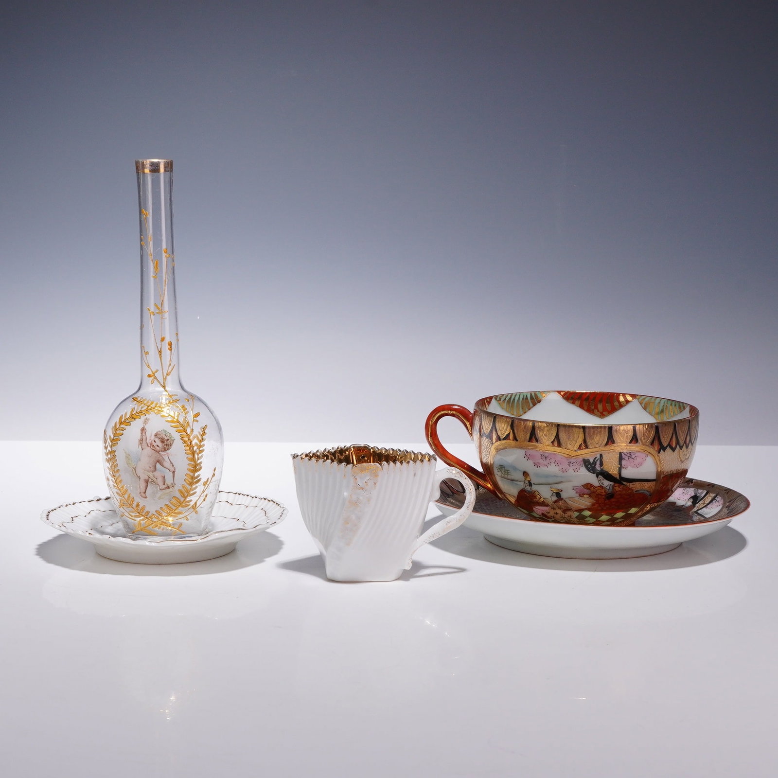 5-Piece Assortment of Japanese Kutani Porcelain and Gilded Decorative Objects (1 of 3)
