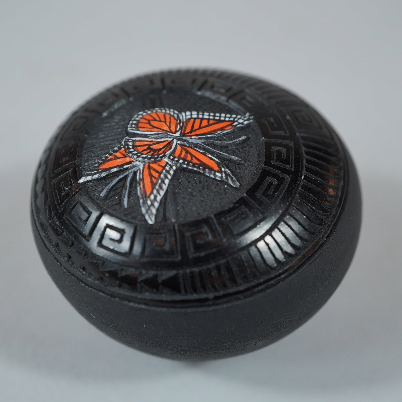 Wallace Nez Navajo Miniature Polished Blackware Butterfly Seed Pot (1 of 3)