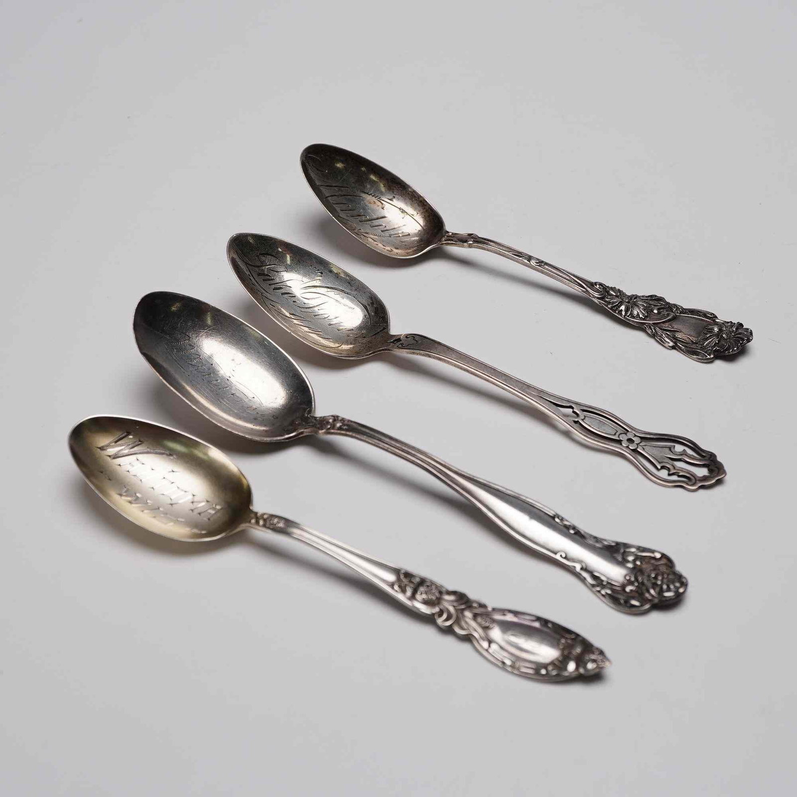 4pc American Sterling Silver Floral Motif Spoons (1 of 6)