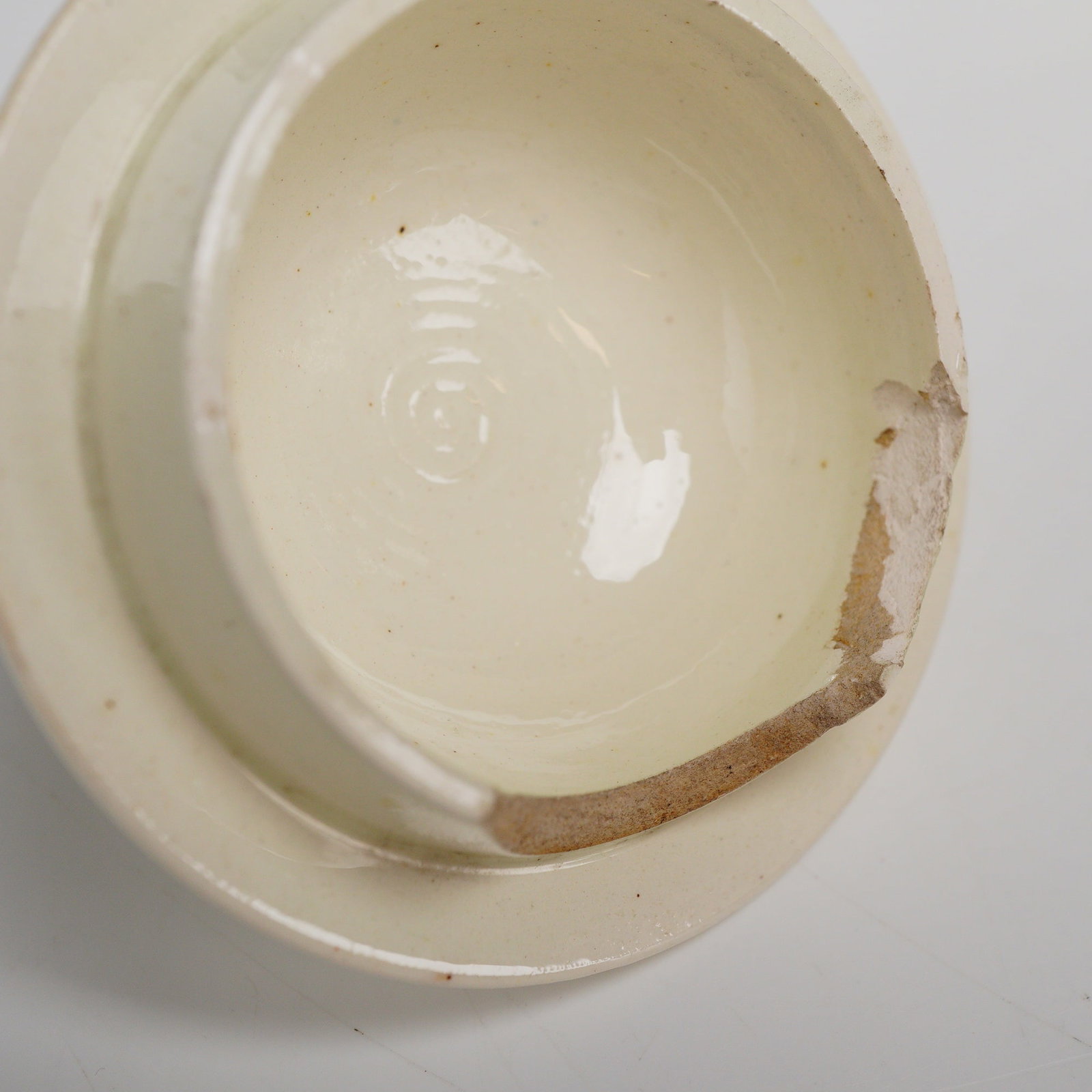 2pc Creamware Bubby Pots - 4