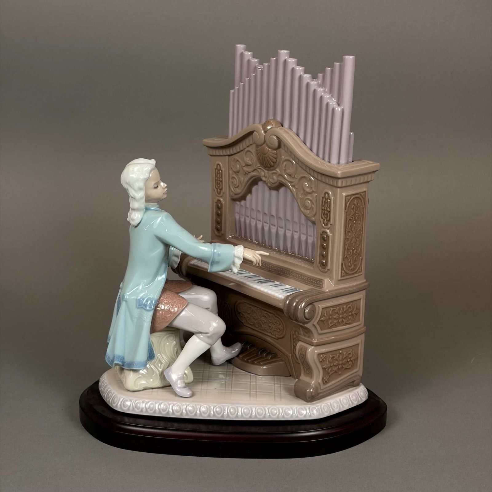 Lladro Porcelain Figurine, Young Bach 01001801 (1 of 4)