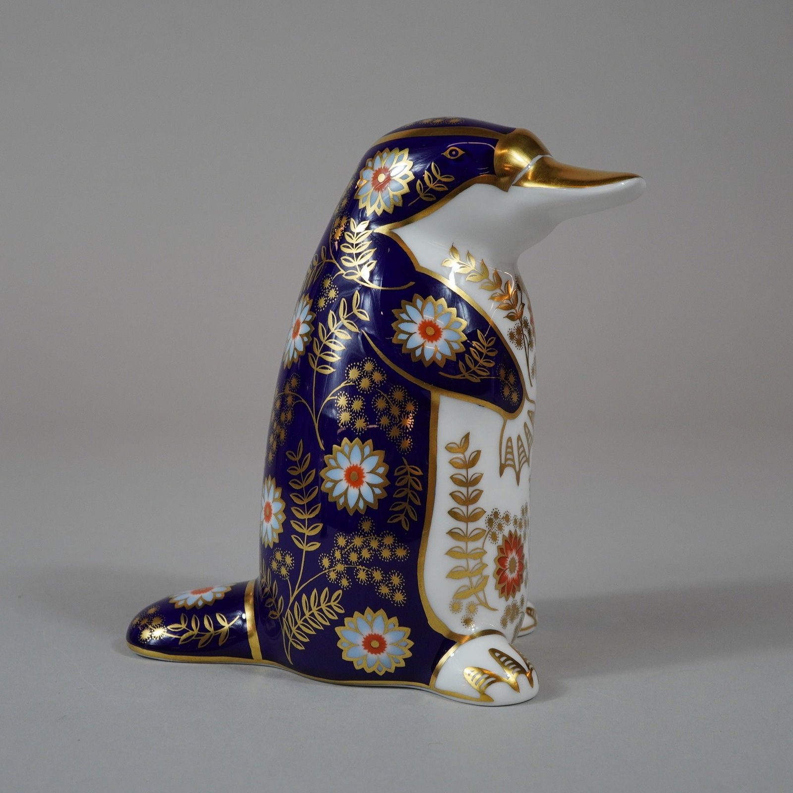 Royal Crown Derby Imari Bone China Platypus Paperweight (1 of 3)