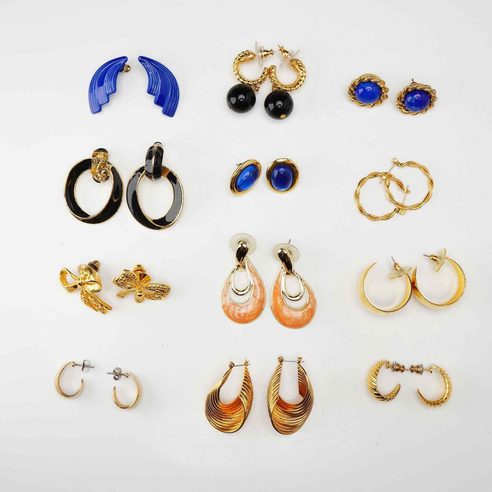 12 Pairs of Vintage Style Gold Tone Custom Jewelry Earrings (1 of 4)