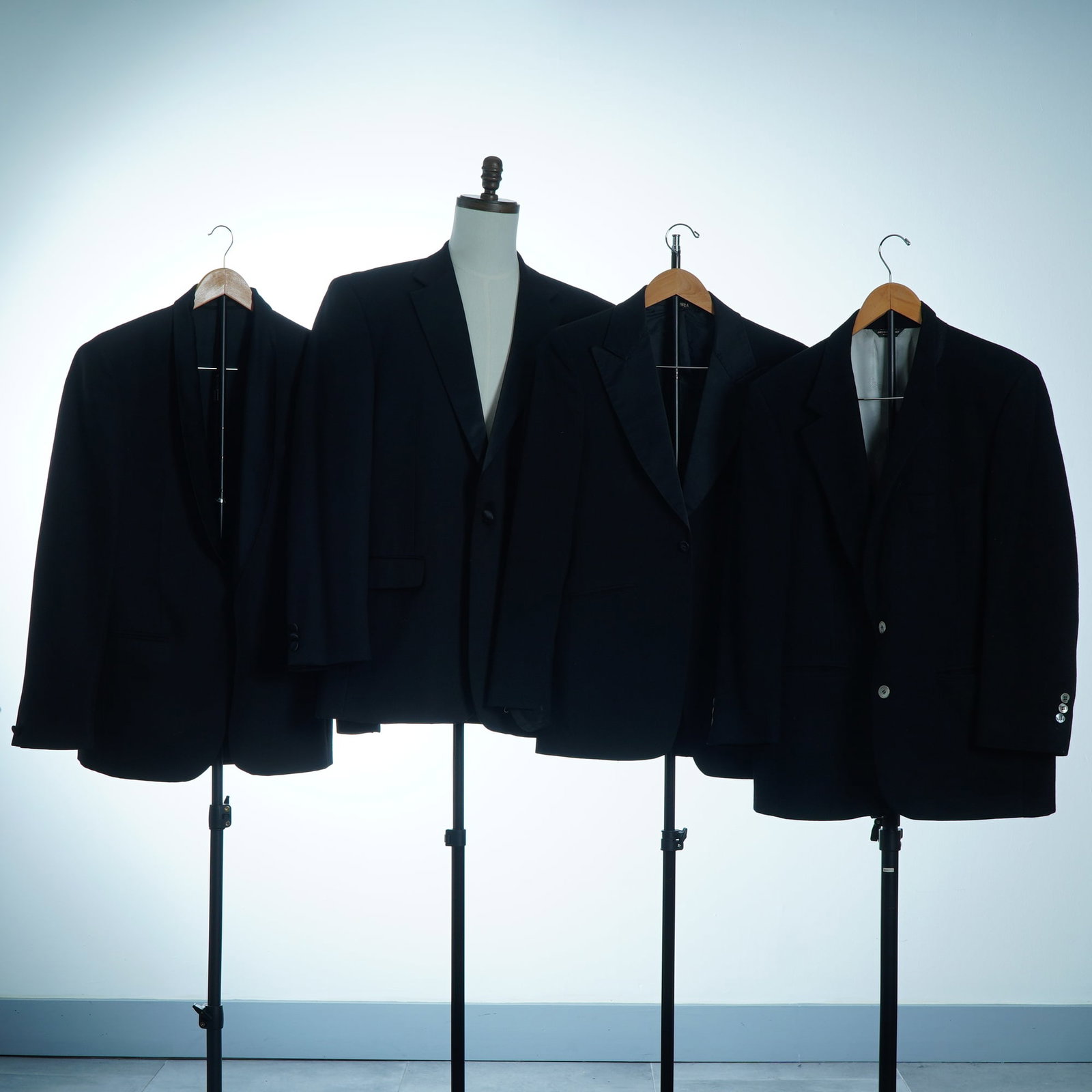 4pc Men's Vintage Formal and Dress Jackets Including Wallachs Cashmere and After Six, Size 40 (1 of 7)