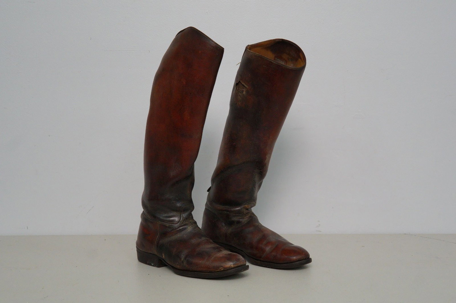 Vintage E. Vogel Custom-Made Brown Leather Cavalry Riding Boots (1 of 5)