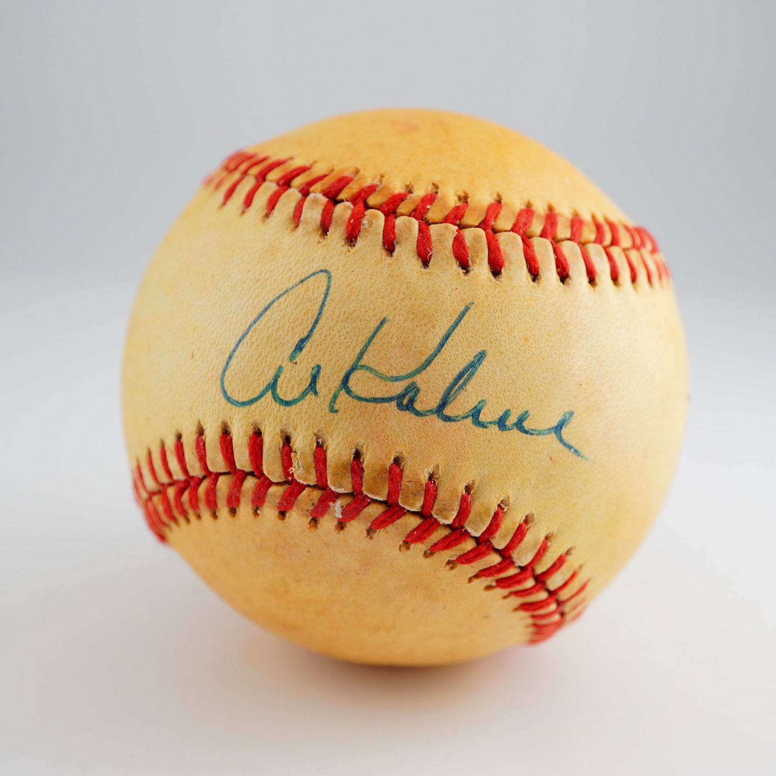 Al Kaline Signed Rawlings Official American League Baseball PSA Authenticated: This lot features a Rawlings Official American League baseball signed by Detroit Tigers legend and Baseball Hall of Famer Al Kaline. The signature is prominently placed in blue ink across the sweet sp