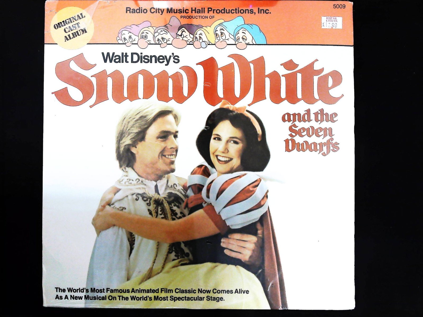Walt Disney's Snow White and the Seven Dwarfs Radio City Music Hall Original Cast LP Record: An original cast album sleeve for the Radio City Music Hall Productions, Inc. staging of Walt Disney's Snow White and the Seven Dwarfs. The recording, identified by the Vista label number 5009, featur