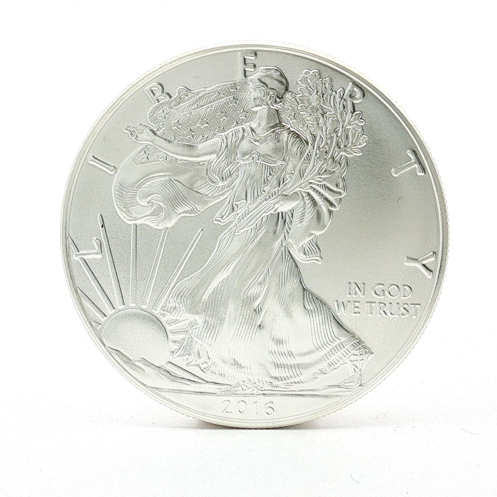 2016 U.S. American Silver Eagle One Dollar Coin (1 of 2)