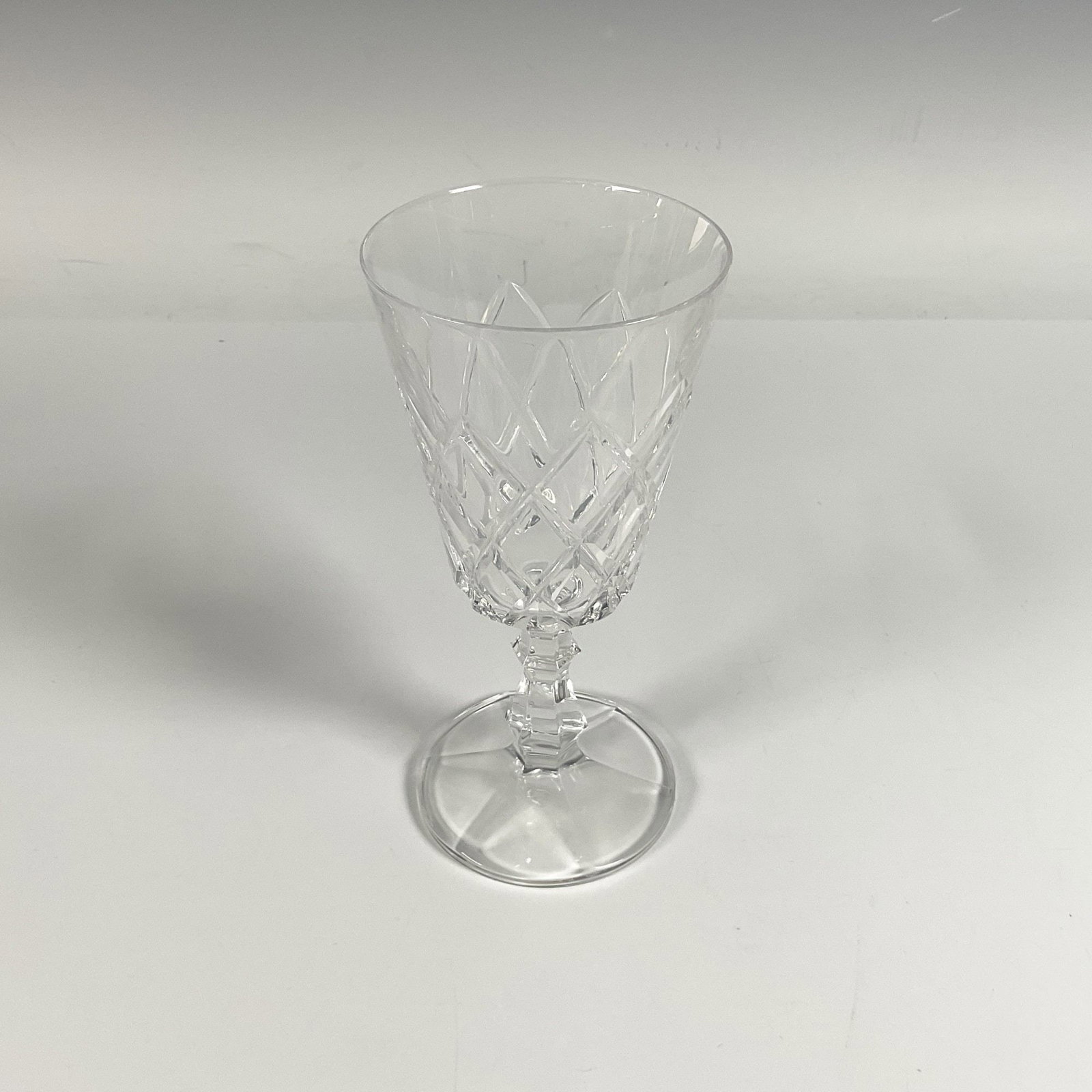Crystal Wine glass (1 of 4)