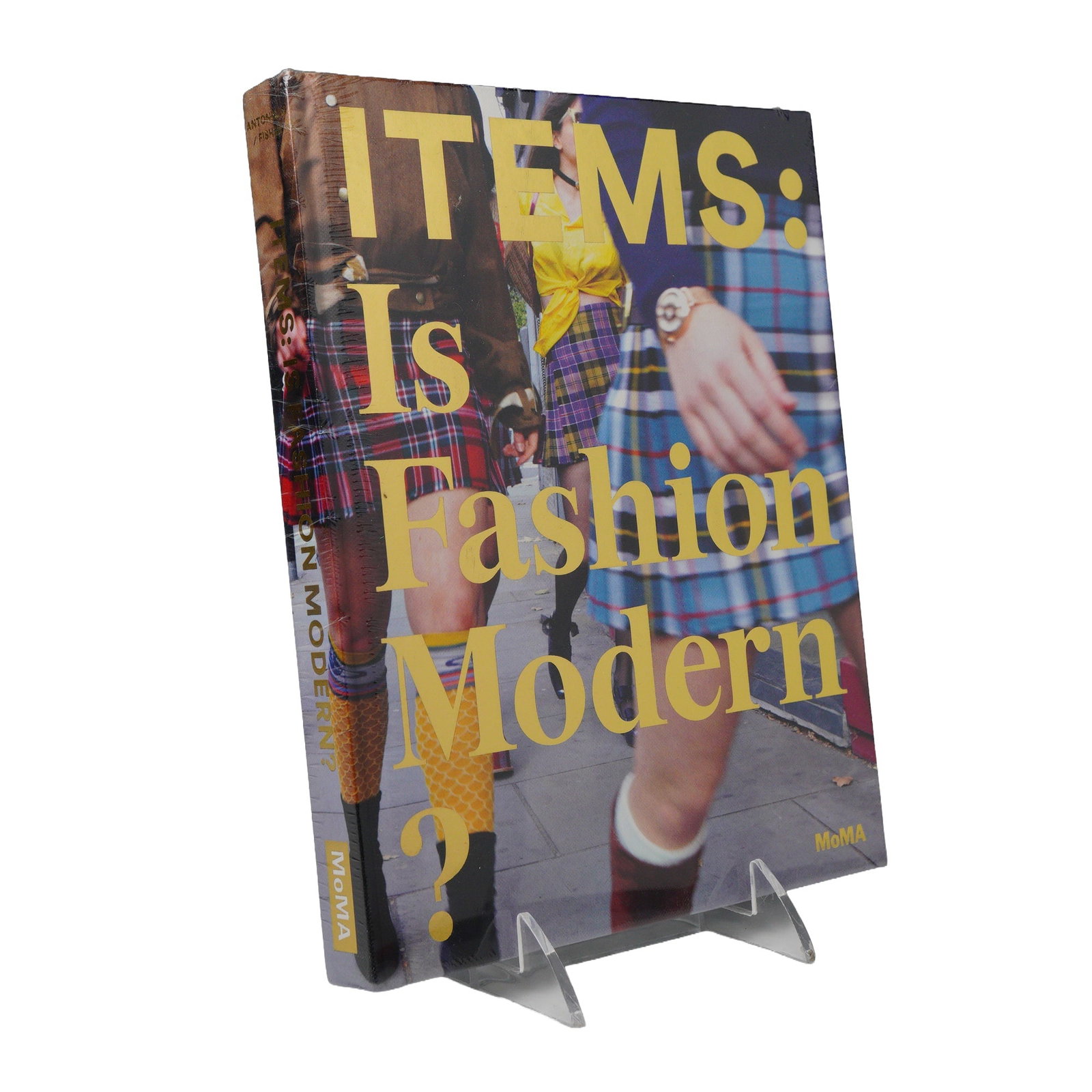 Items: Is Fashion Modern?, Antonelli/Fisher, MoMA Softcover 2017 (1 of 3)