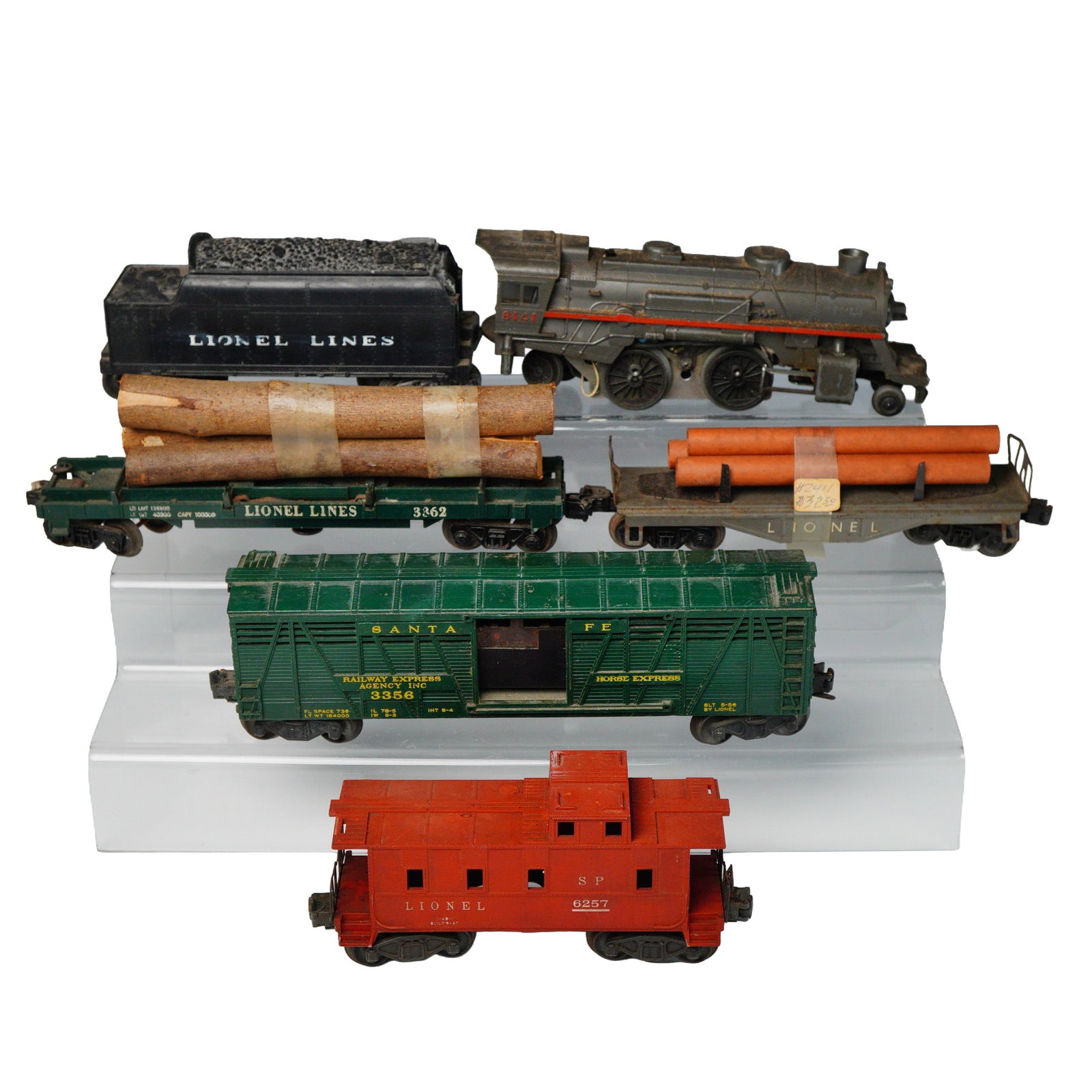 6pc Lionel Model Railroad Components MPC and Postwar Era (1 of 3)