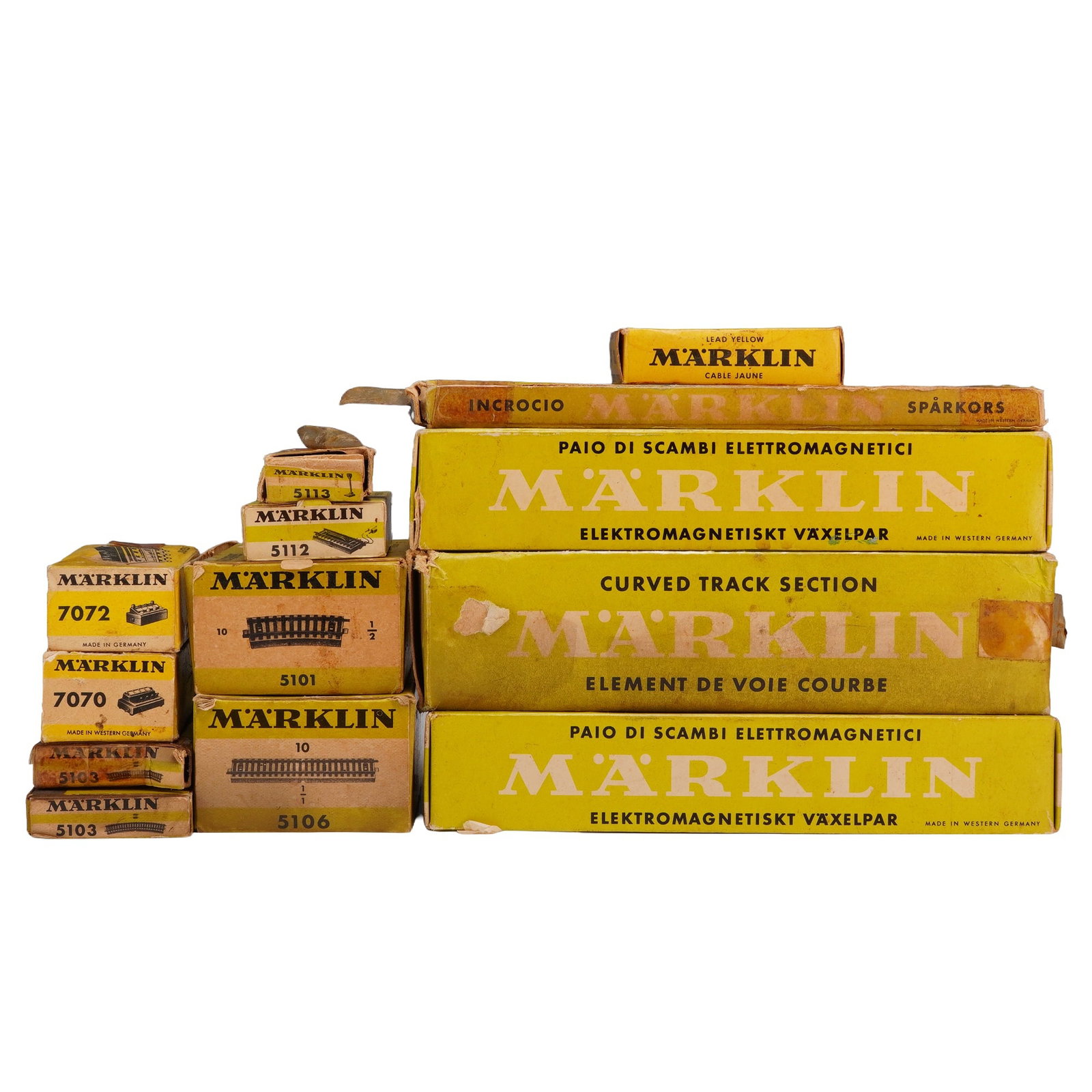 14pc Marklin H0 Gauge Model Railroad Tracks and Accessories (1 of 3)