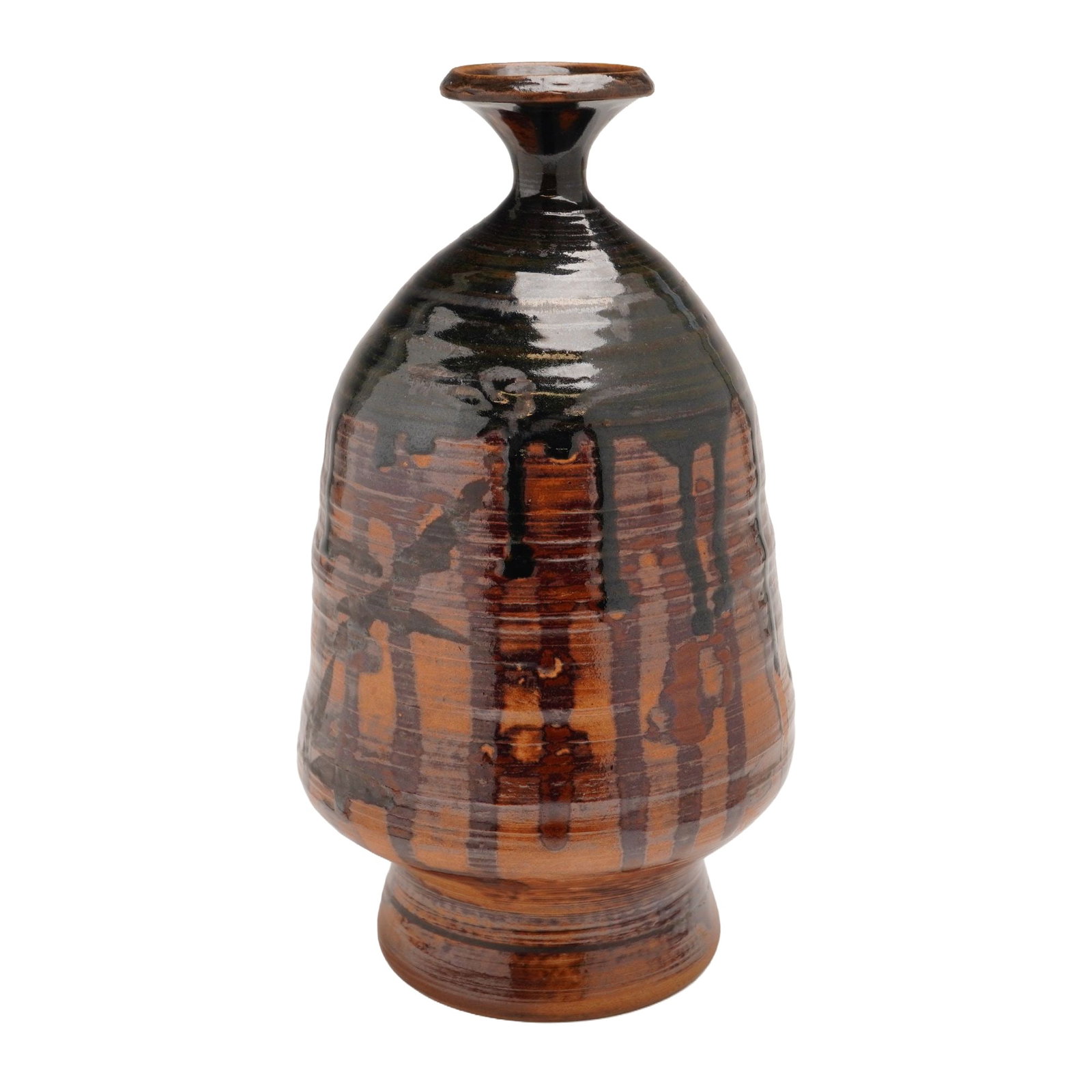 Wedgwood by Michael Dillon Hand-Thrown Studio Pottery Vase, 1970: This is a large, hand-thrown stoneware studio pottery vase produced at the Wedgwood factory in England by Australian potter Michael Dillon. The vessel features a wide, bulbous body characterized by pr
