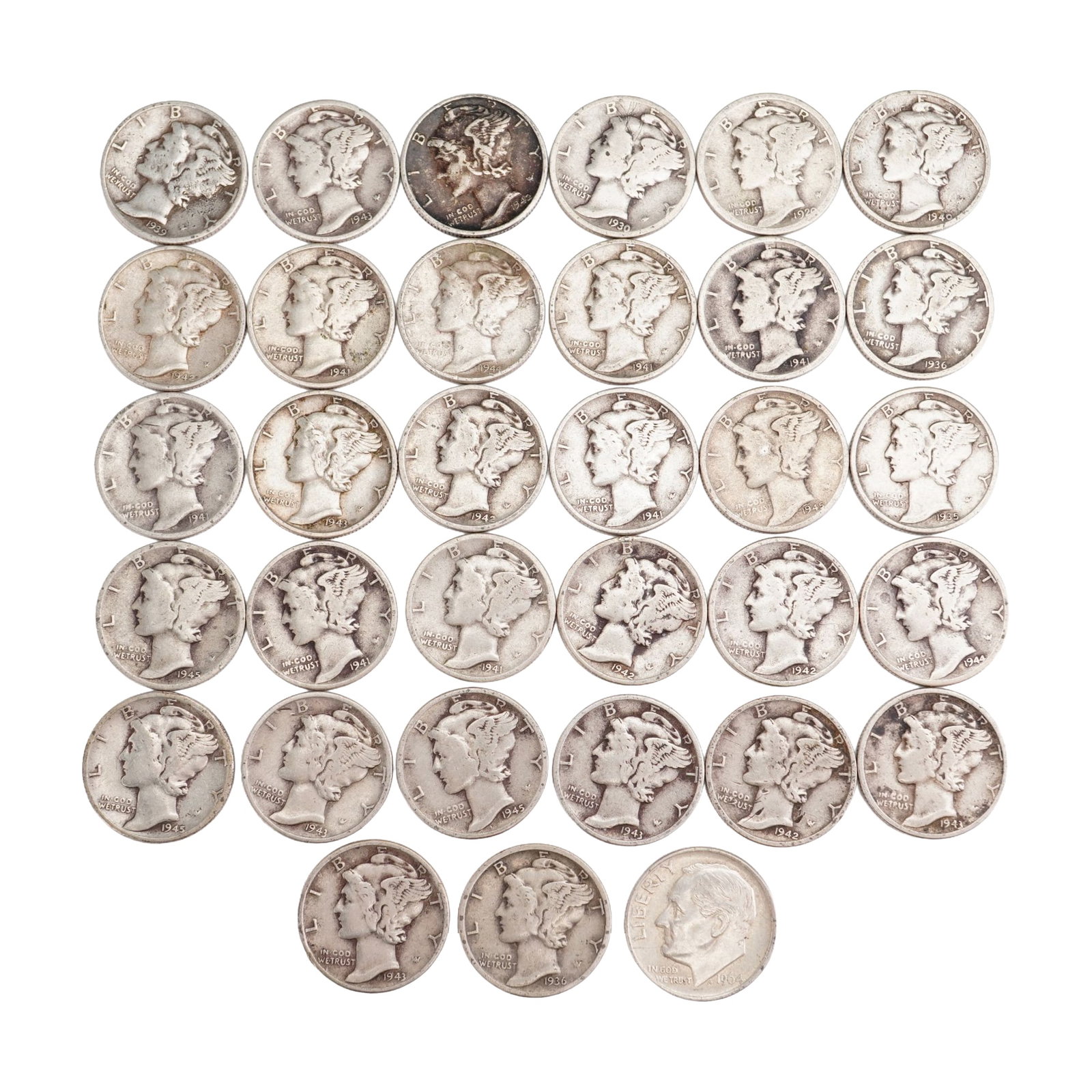 Lot of 33 U.S. Mercury (32) and Roosevelt (1) Dime 90% Silver Coin, Circulated: Obverse design of Liberty wearing a winged Phrygian cap with LIBERTY and IN GOD WE TRUST. Reverse is Olive branch with E PLURIBUS UNUM and UNITED STATES OF AMERICA with denomination. Total weight 84g.