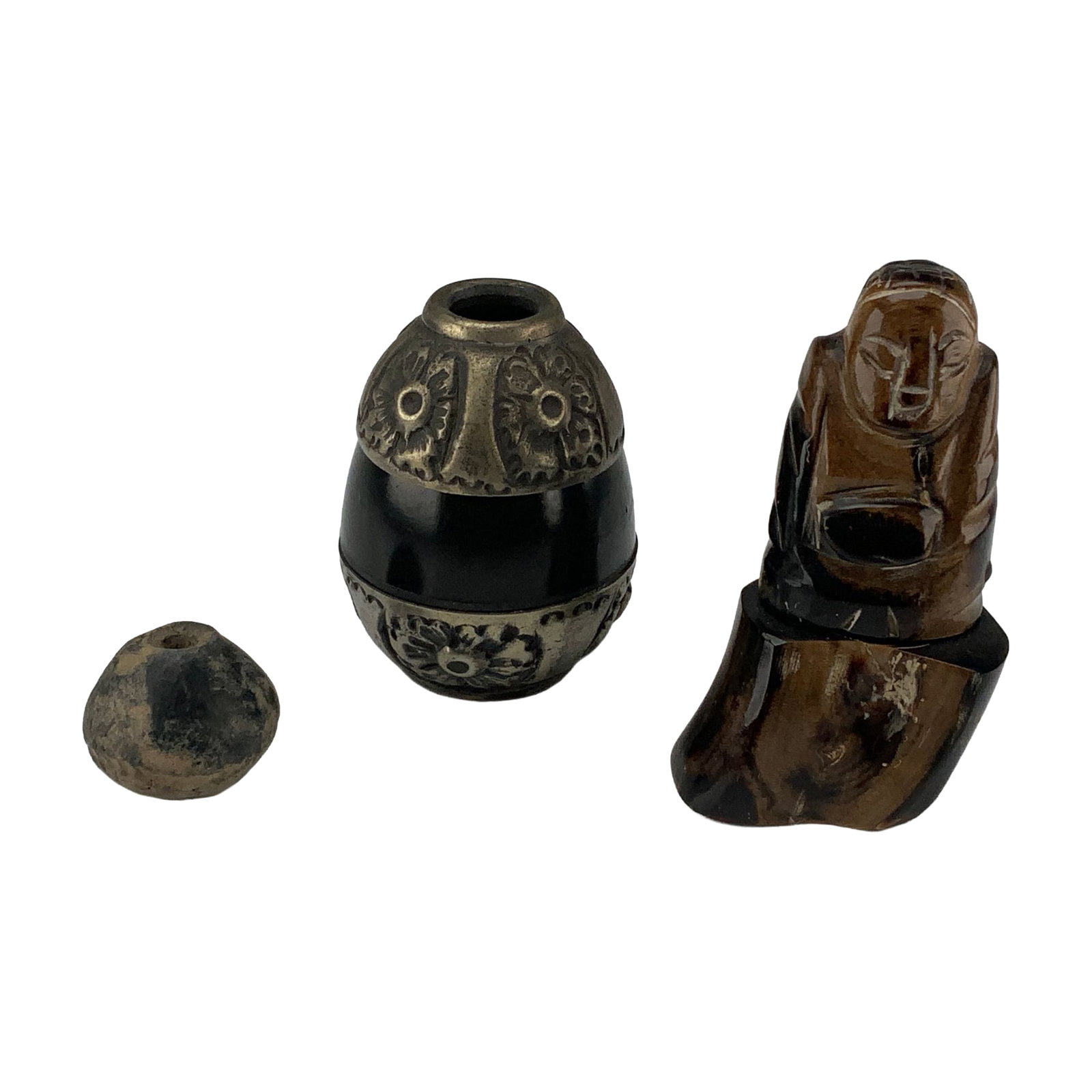 A Trio of Miscellaneous Items Including a Japanese Carved Horn Pipe Holder (1 of 4)
