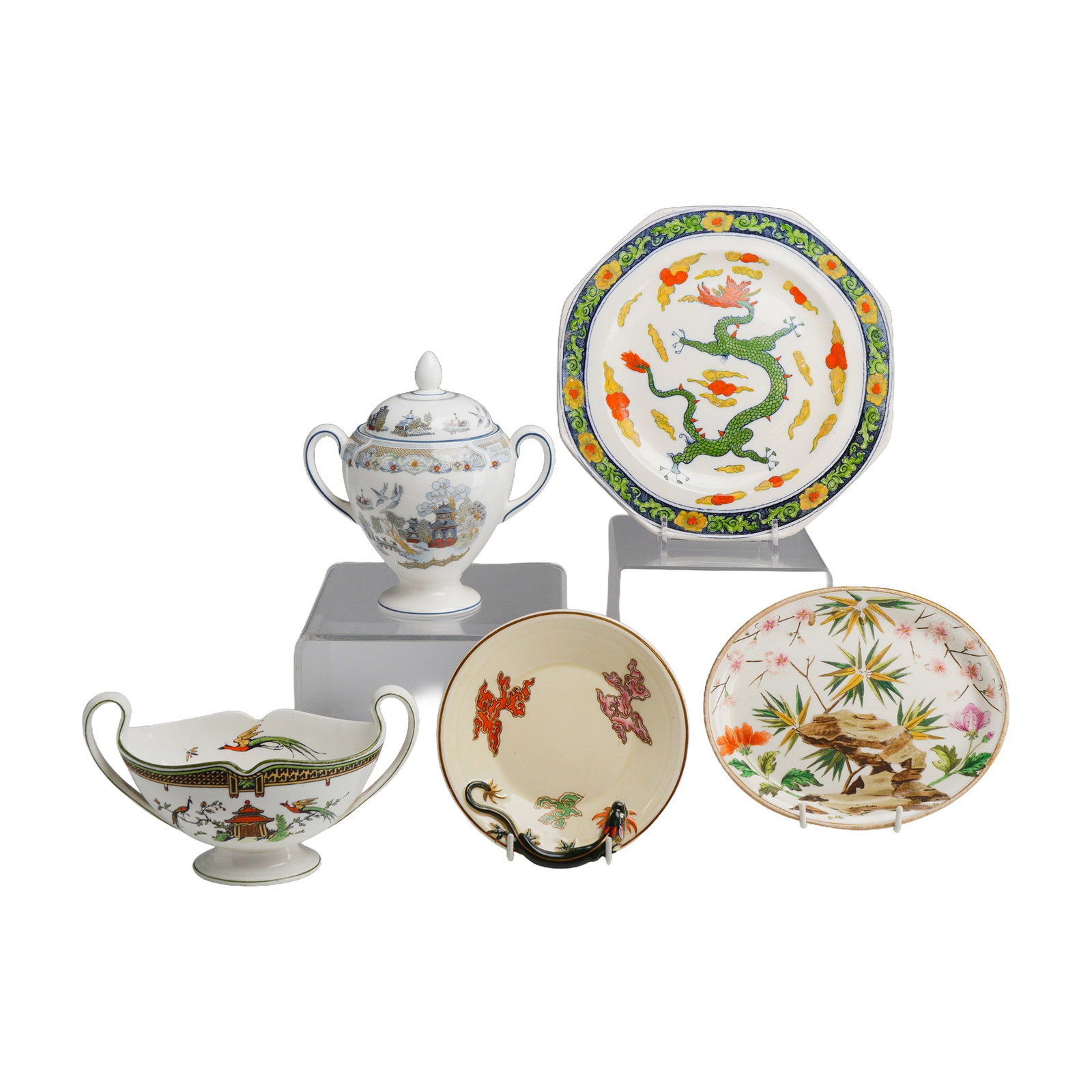 A Collection of Five Wedgwood Chinoiserie-Decorated Ceramic Wares (1 of 3)