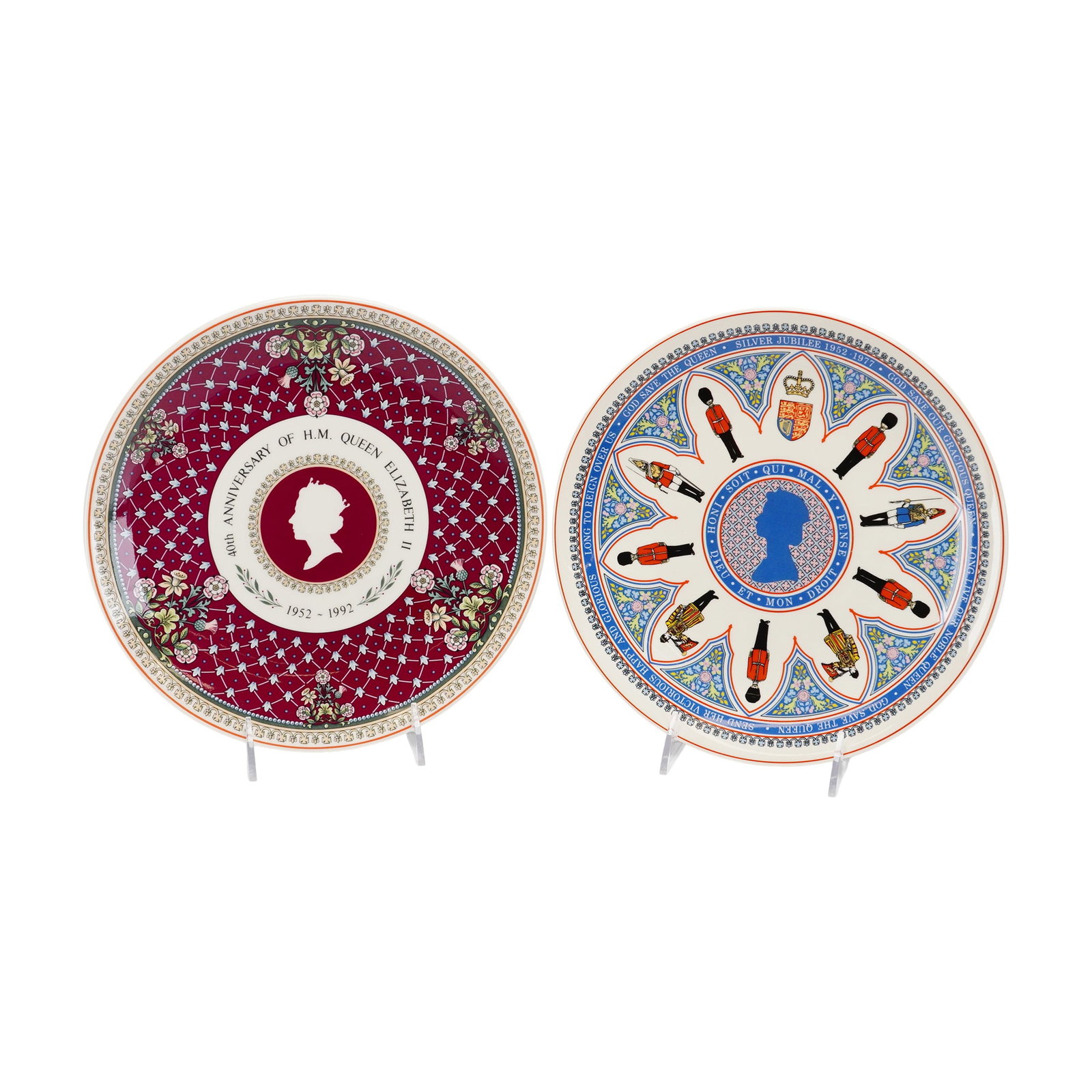 A Pair of Wedgwood Queen Elizabeth II Commemorative Plates, 1977 and 1992 (1 of 4)