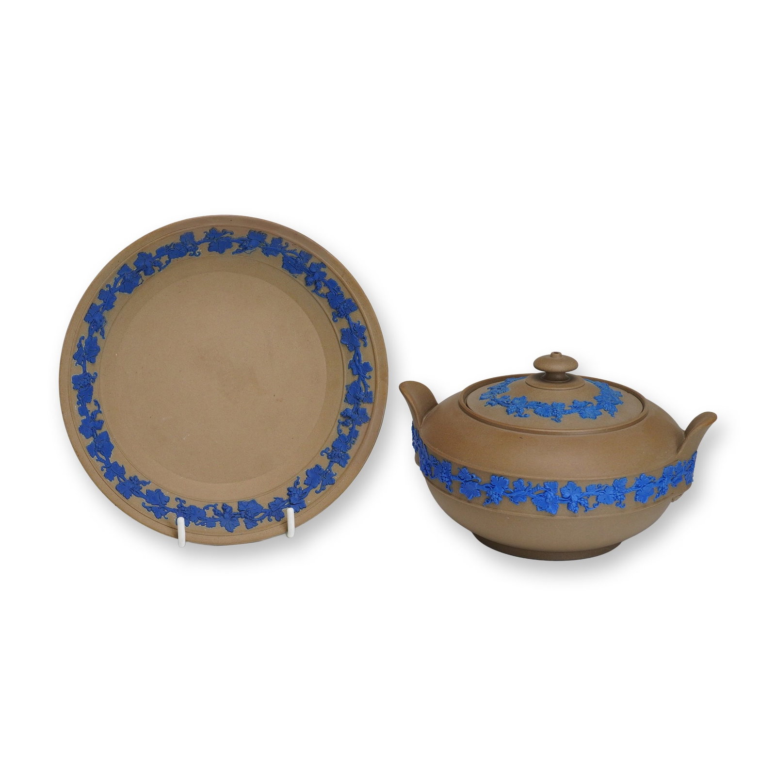 2pc Wedgwood Drabware Lidded Sugar Bowl and Plate (1 of 5)