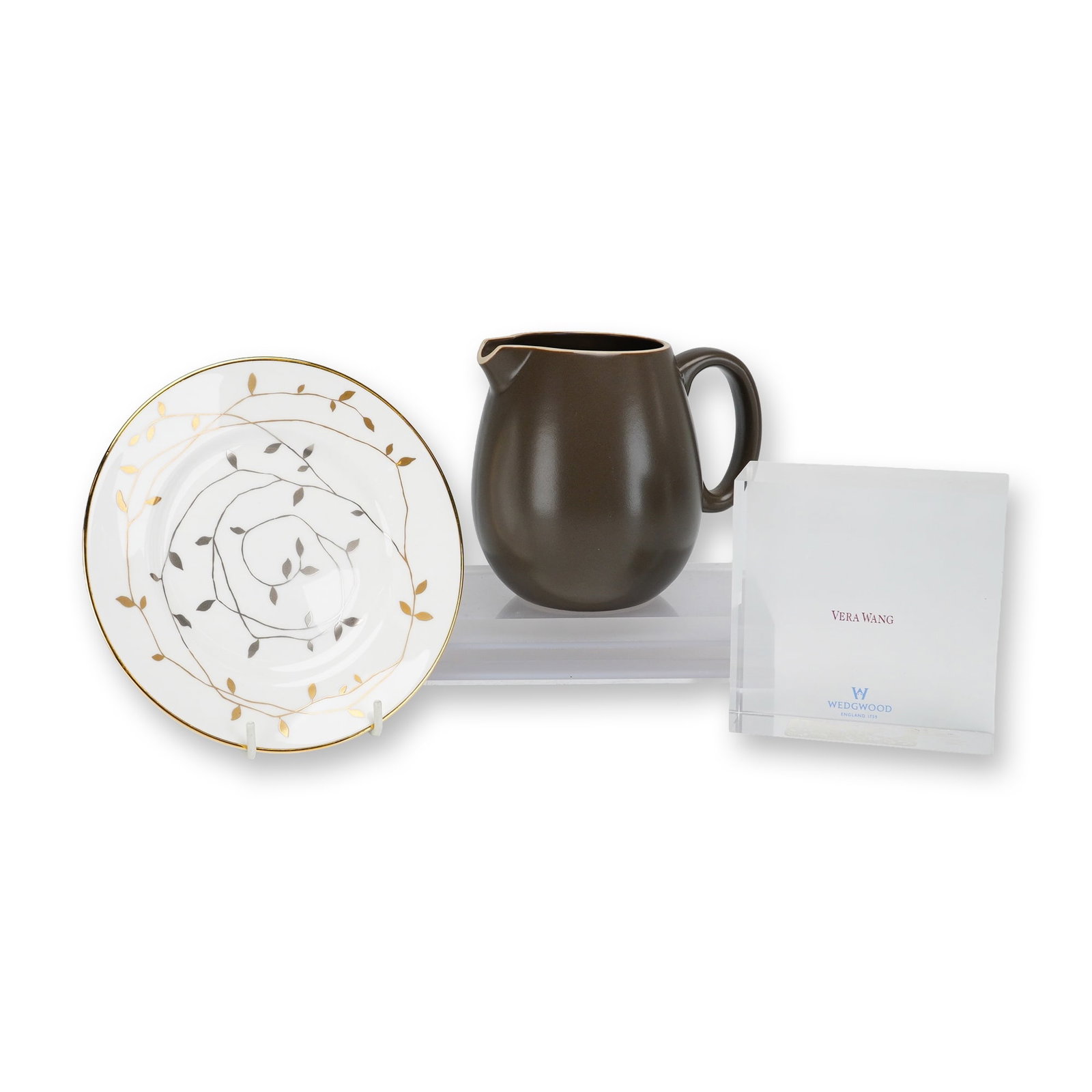 Lot of 3 Vera Wang for Wedgwood Items Including Gilded Leaf Dish and Naturals Pitcher: This lot consists of three items from the Vera Wang for Wedgwood collections. Included is one bone china saucer in the Gilded Leaf pattern, featuring a white ground decorated with trailing vines and l